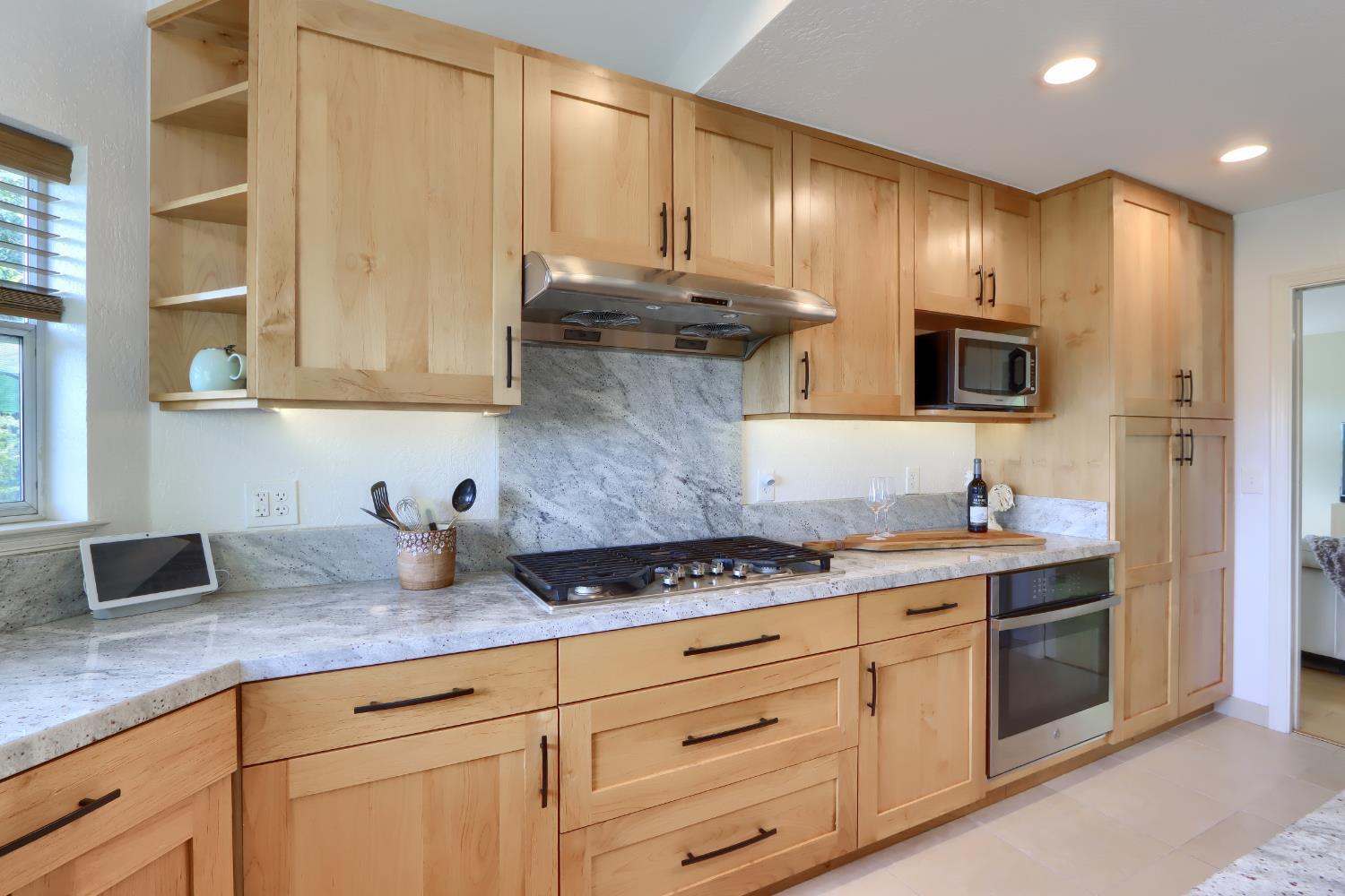 5603 Clouds Rest Rd, Mariposa, CA 95338