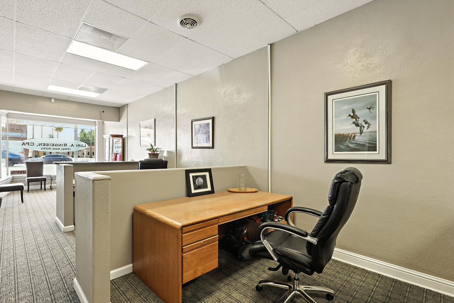 216 Robertson Blvd #B, Chowchilla, CA 93610