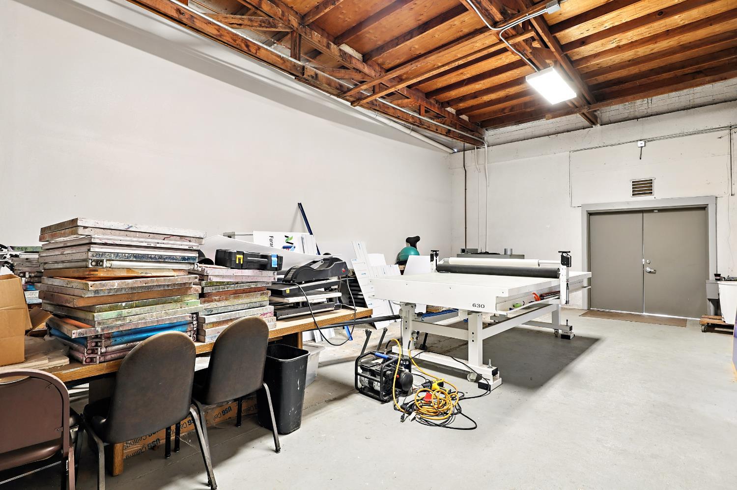 216 Robertson Blvd #B, Chowchilla, CA 93610