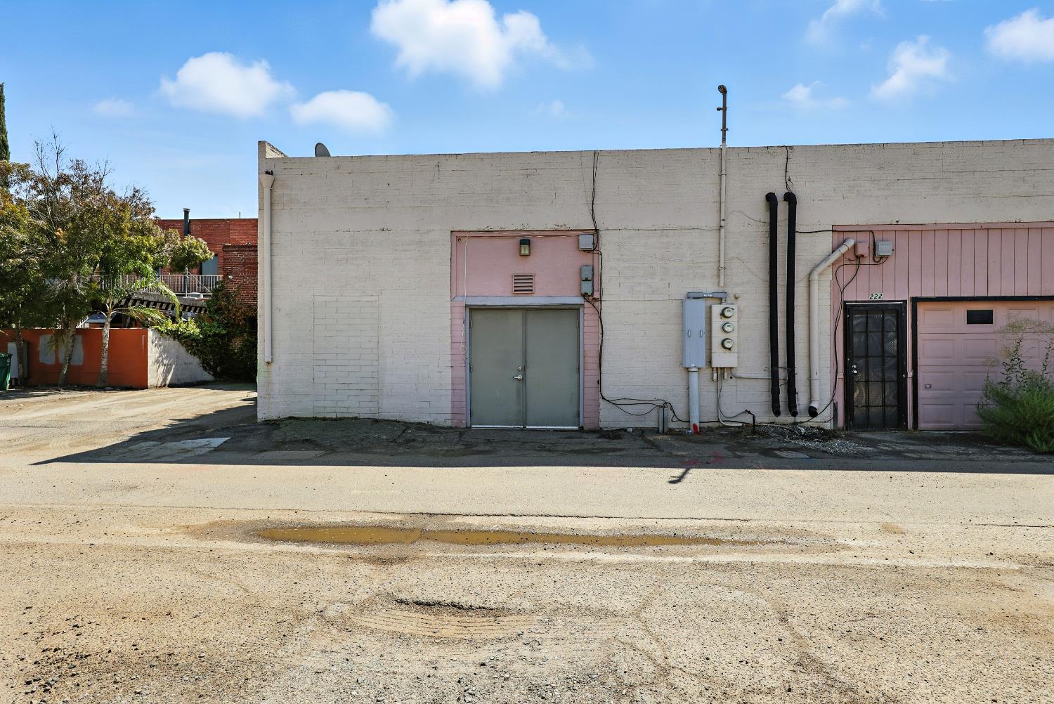 216 Robertson Blvd #B, Chowchilla, CA 93610