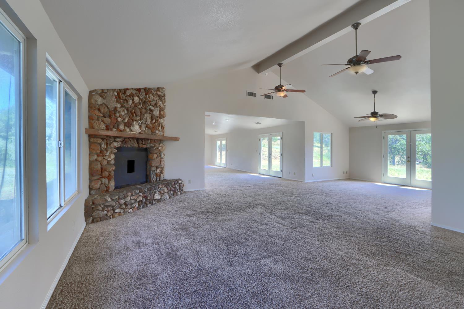 29567 Lilley Mountain Ln, Coarsegold, CA 93614