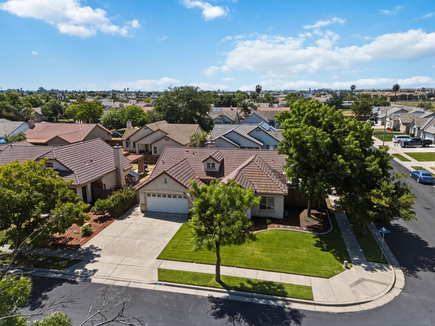 1757 Homestead Way, Lemoore, CA 93245