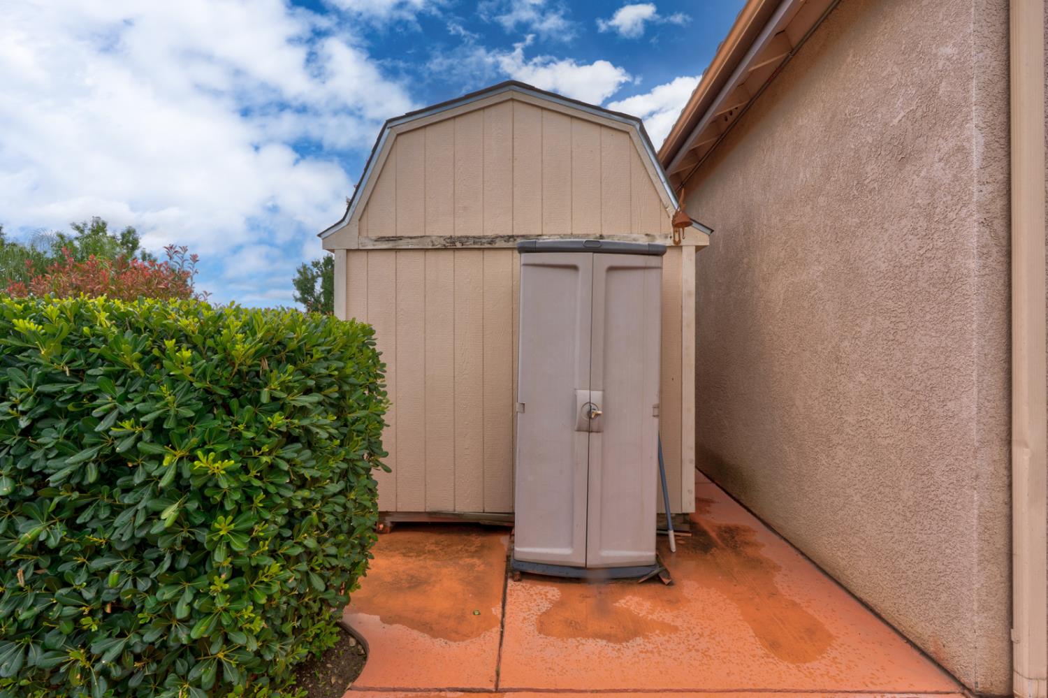 17028 Granite Falls Way, Madera, CA 93610