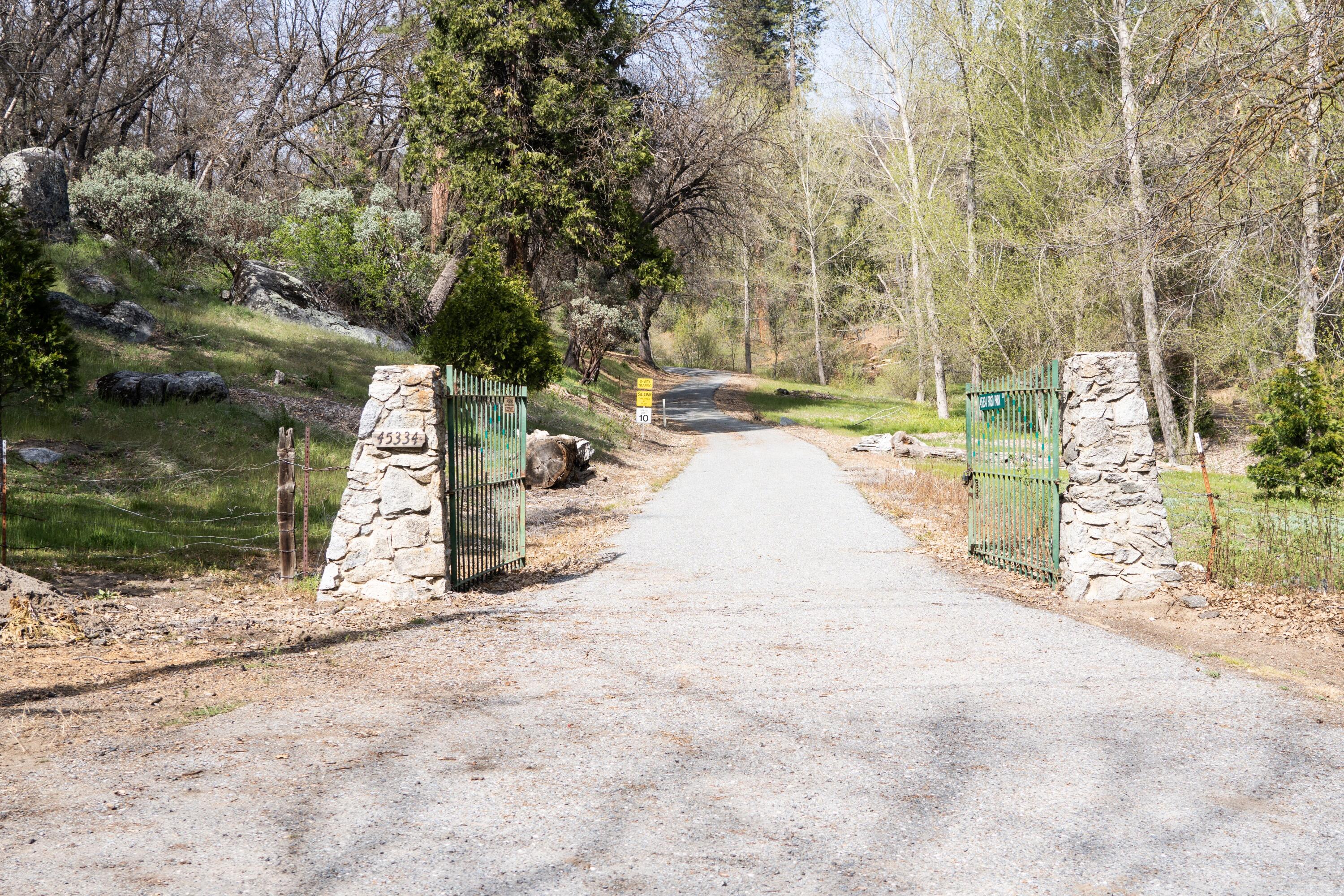 45334 Poso Park Dr, Posey, CA 93260