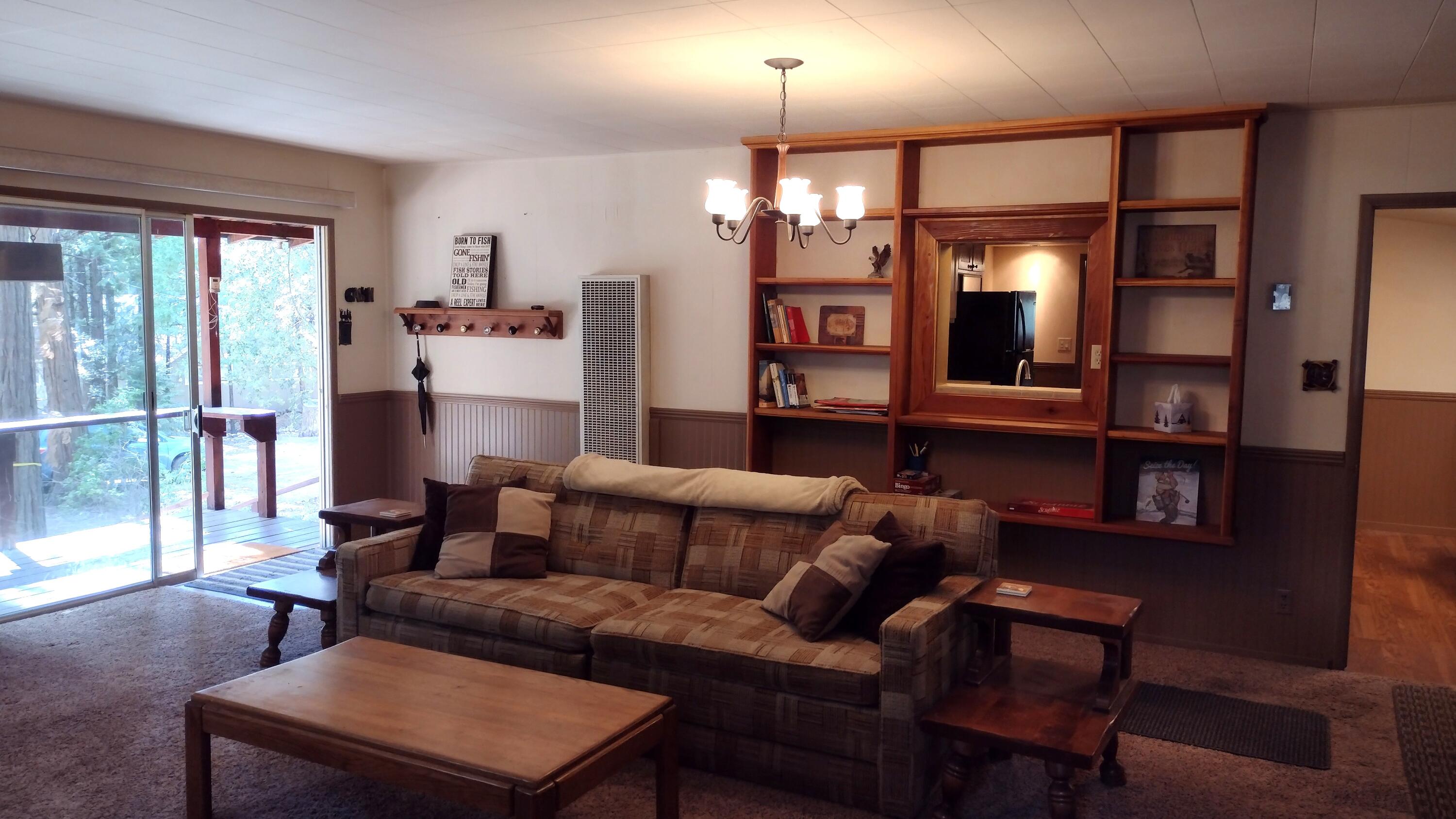 639 Trails End, Camp Nelson, CA 93265