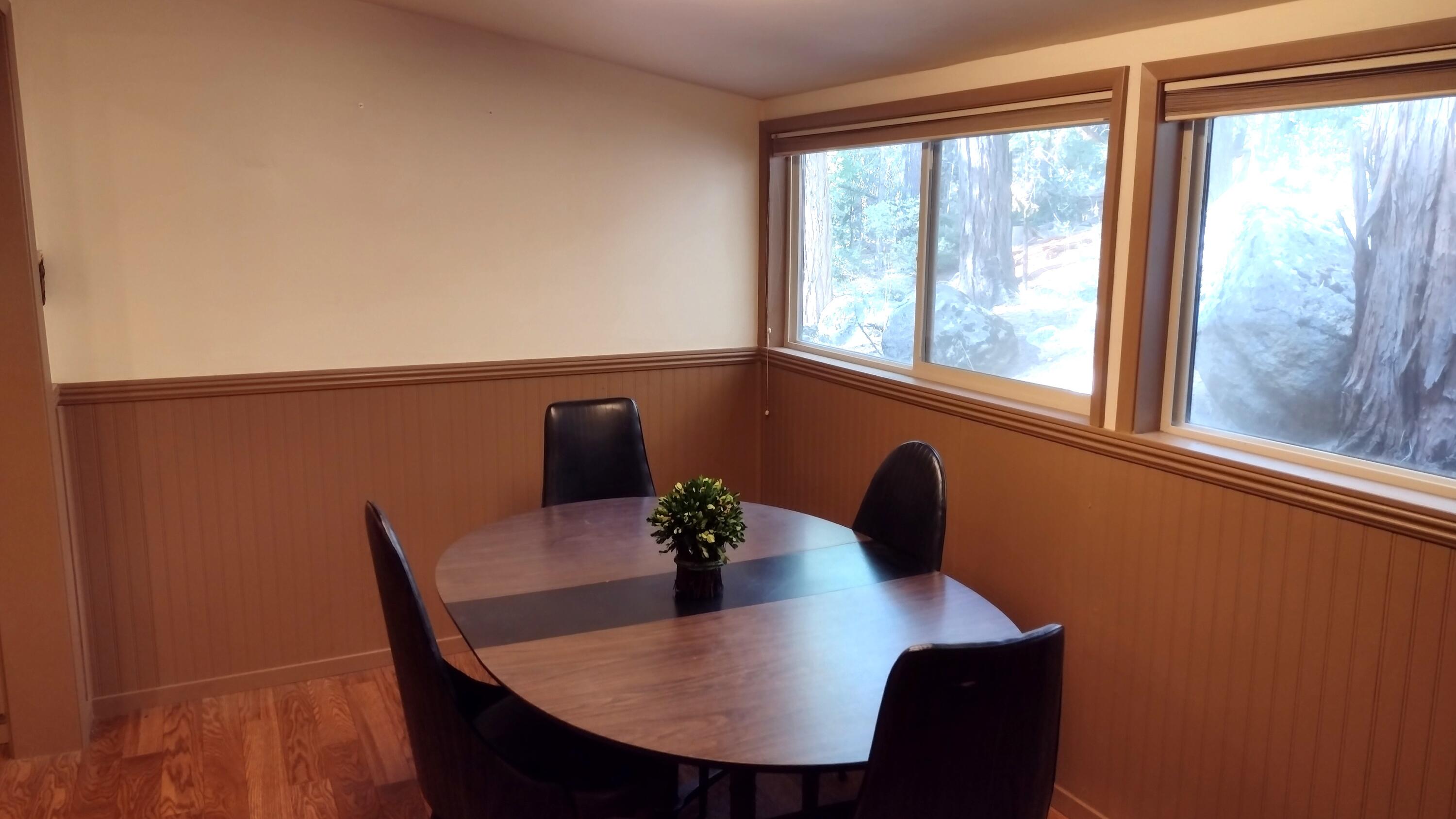 639 Trails End, Camp Nelson, CA 93265