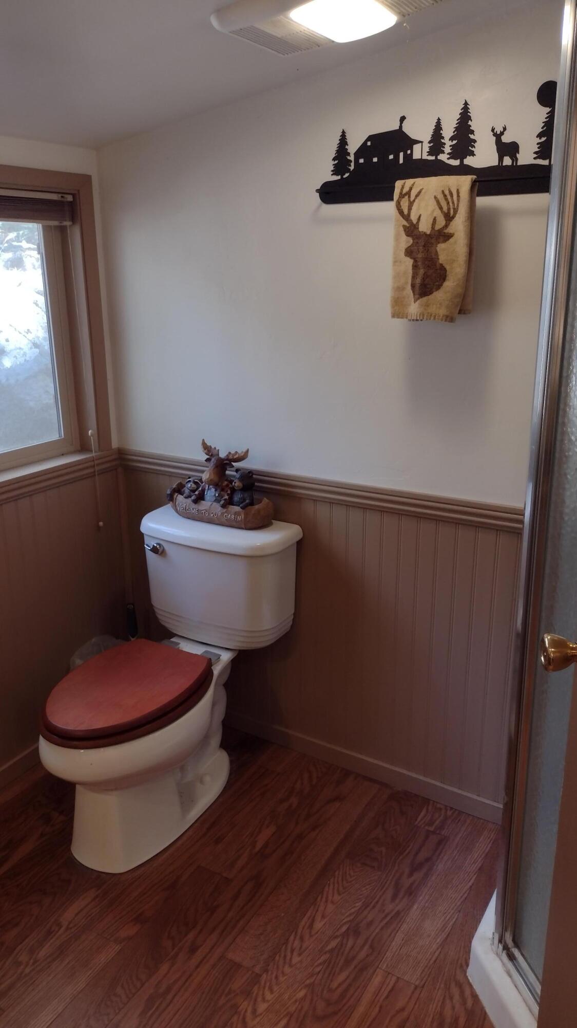 639 Trails End, Camp Nelson, CA 93265