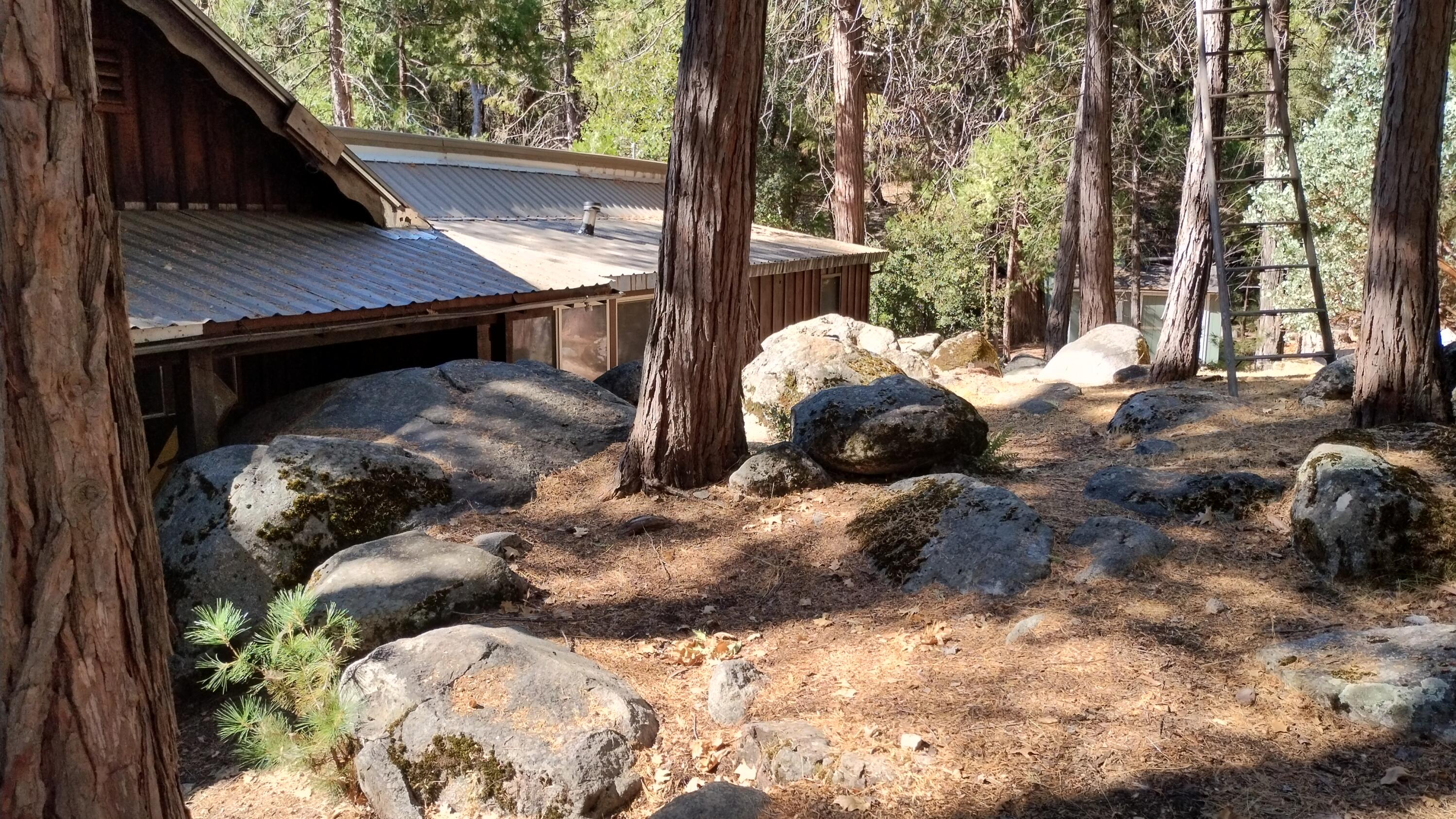 639 Trails End, Camp Nelson, CA 93265