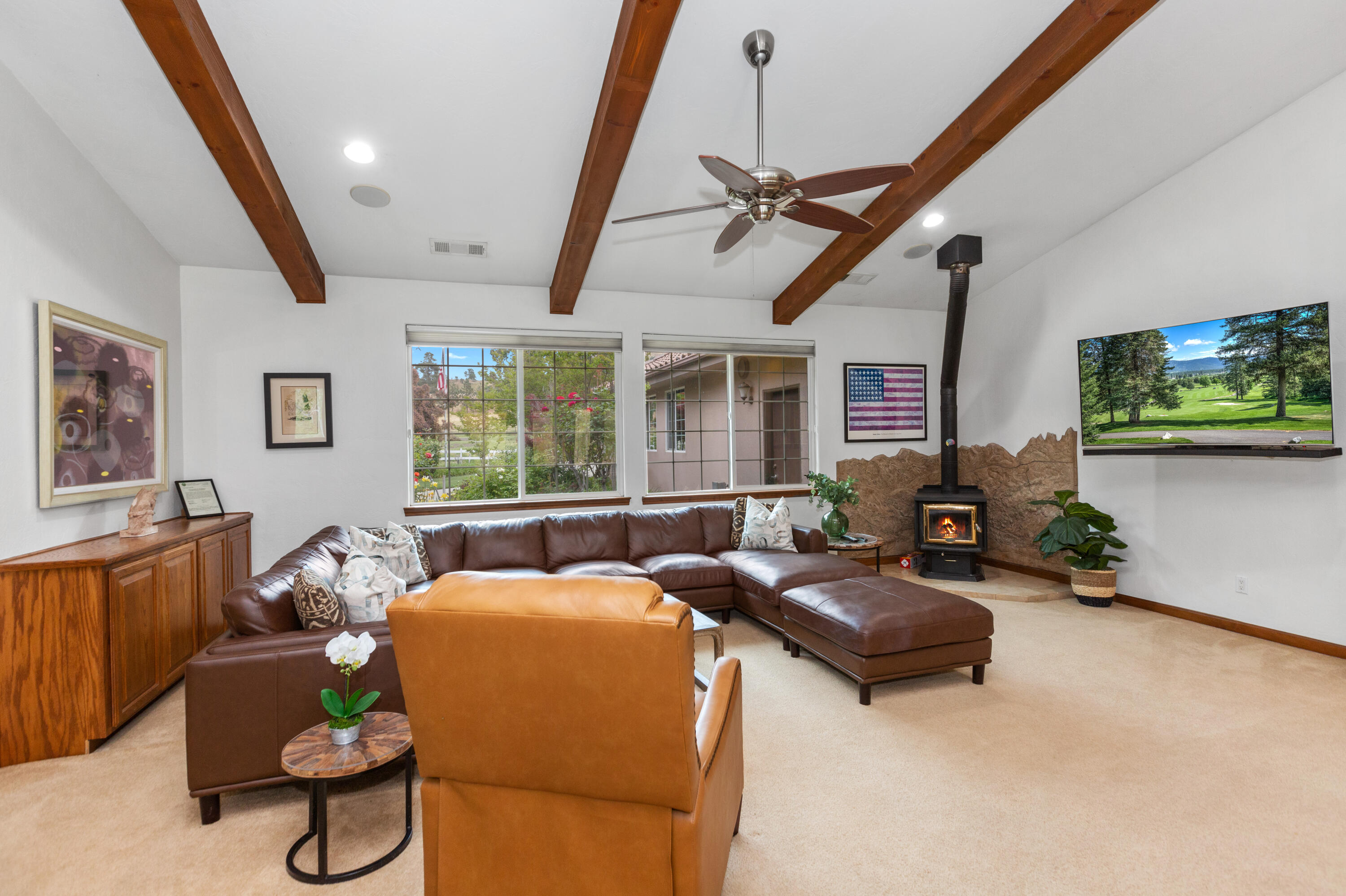 40863 Sierra Dr #D, Three Rivers, CA 93271