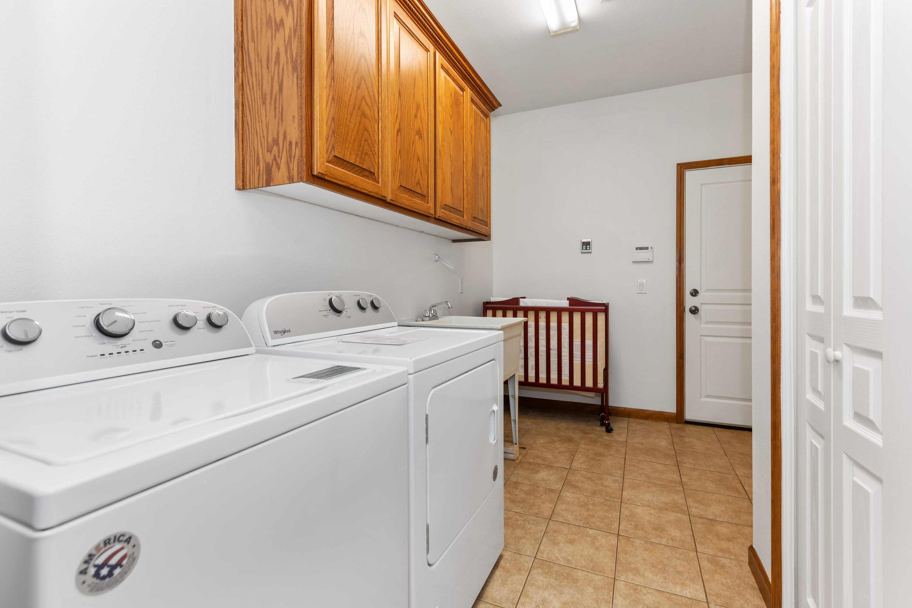 40863 Sierra Dr #D, Three Rivers, CA 93271