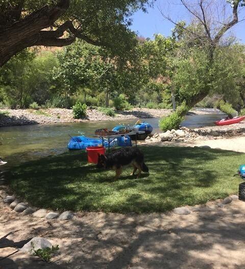 40863 Sierra Dr #D, Three Rivers, CA 93271