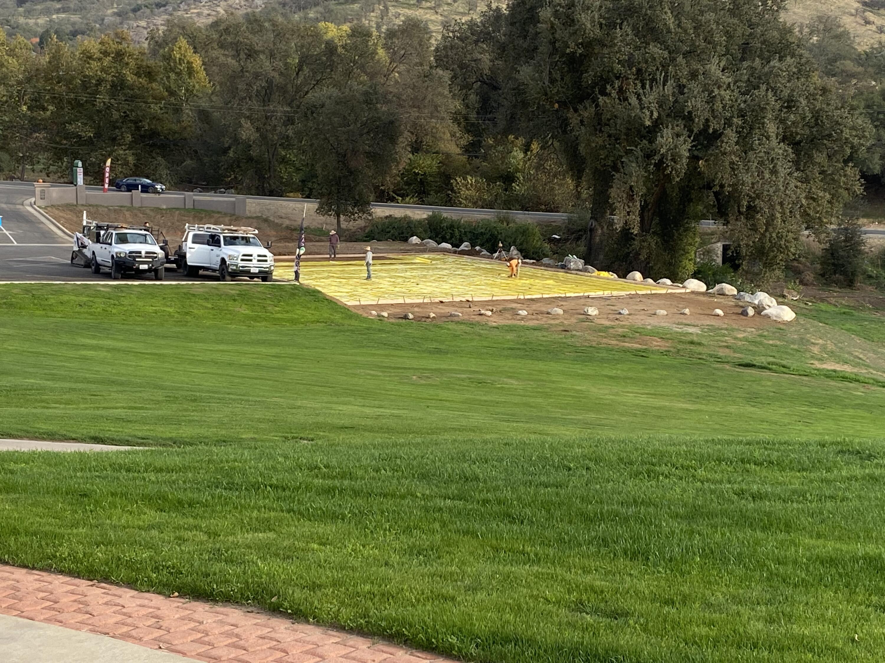 40863 Sierra Dr #D, Three Rivers, CA 93271