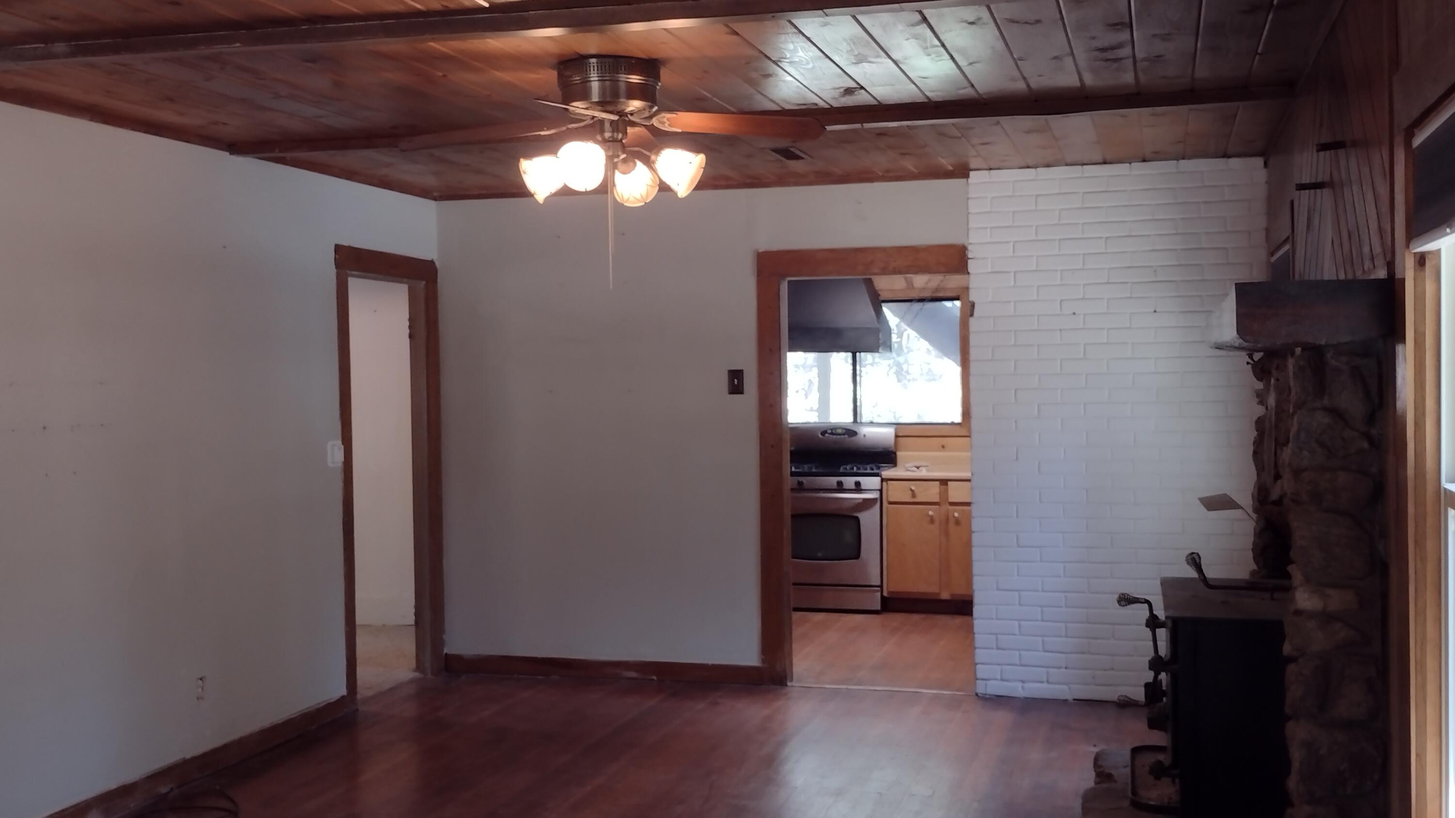 440 Trails End, Camp Nelson, CA 93265