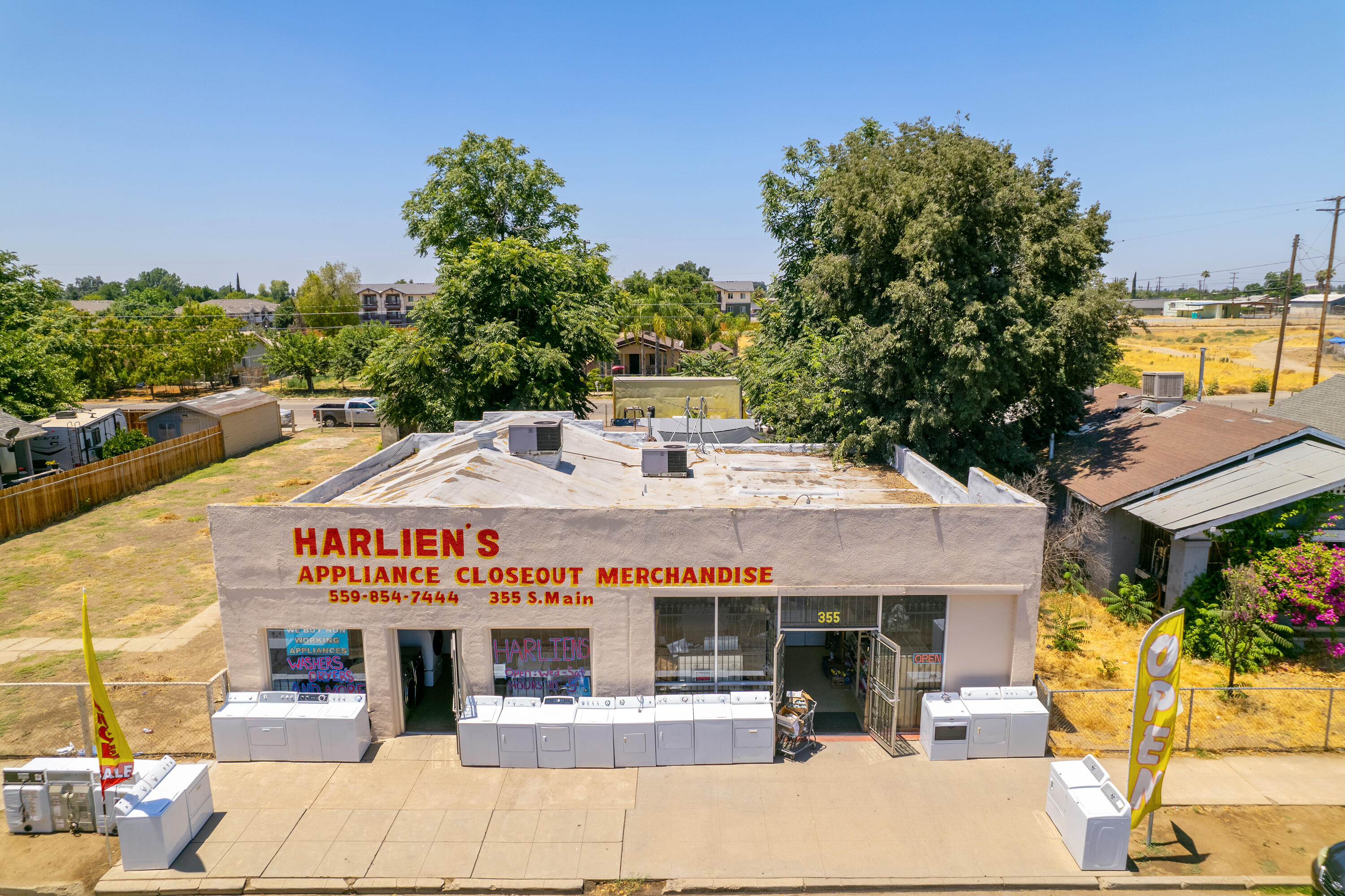 355 S Main St, Porterville, CA 93257