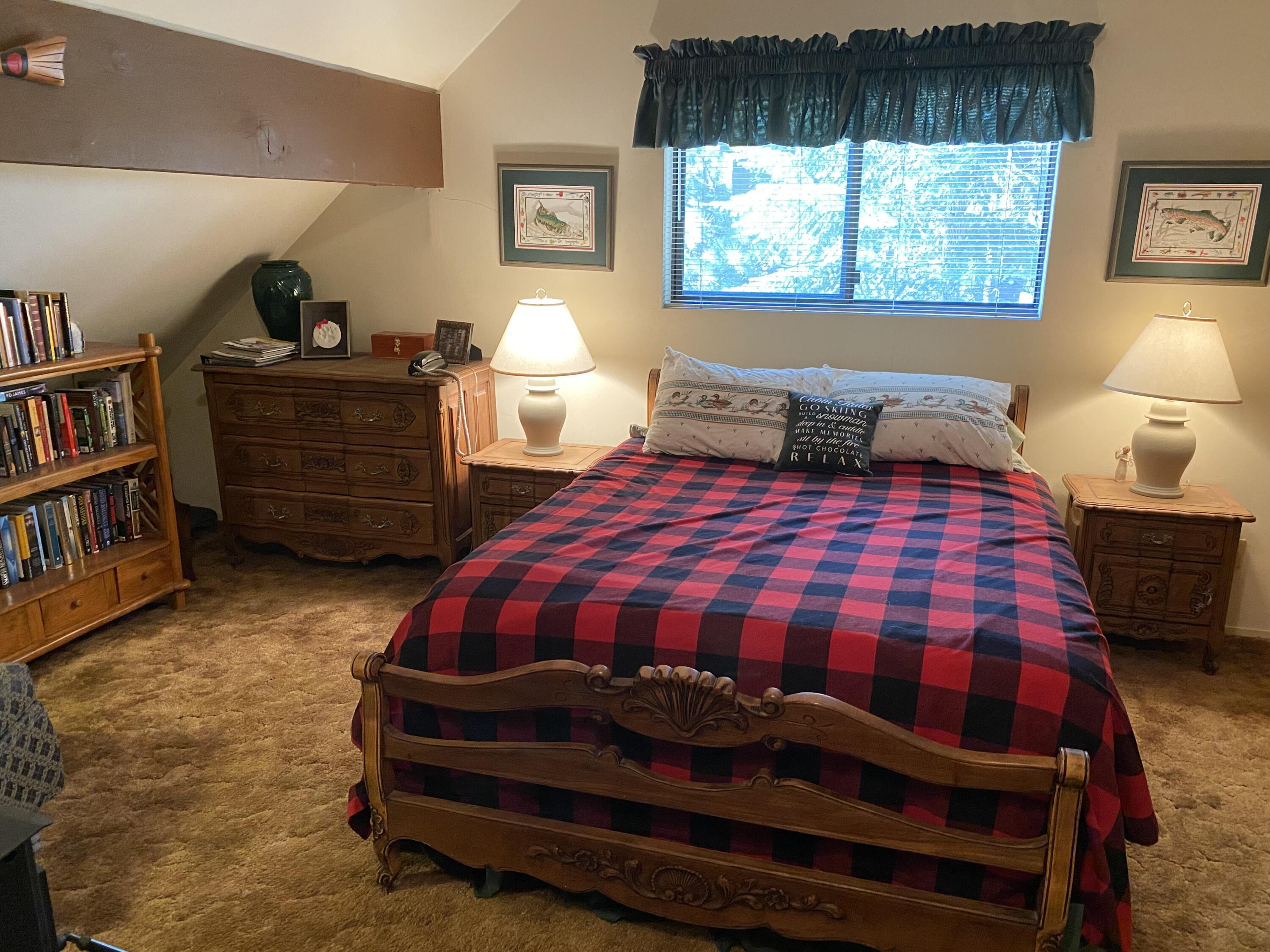 57148 Kramer Dr, Springville, CA 93265