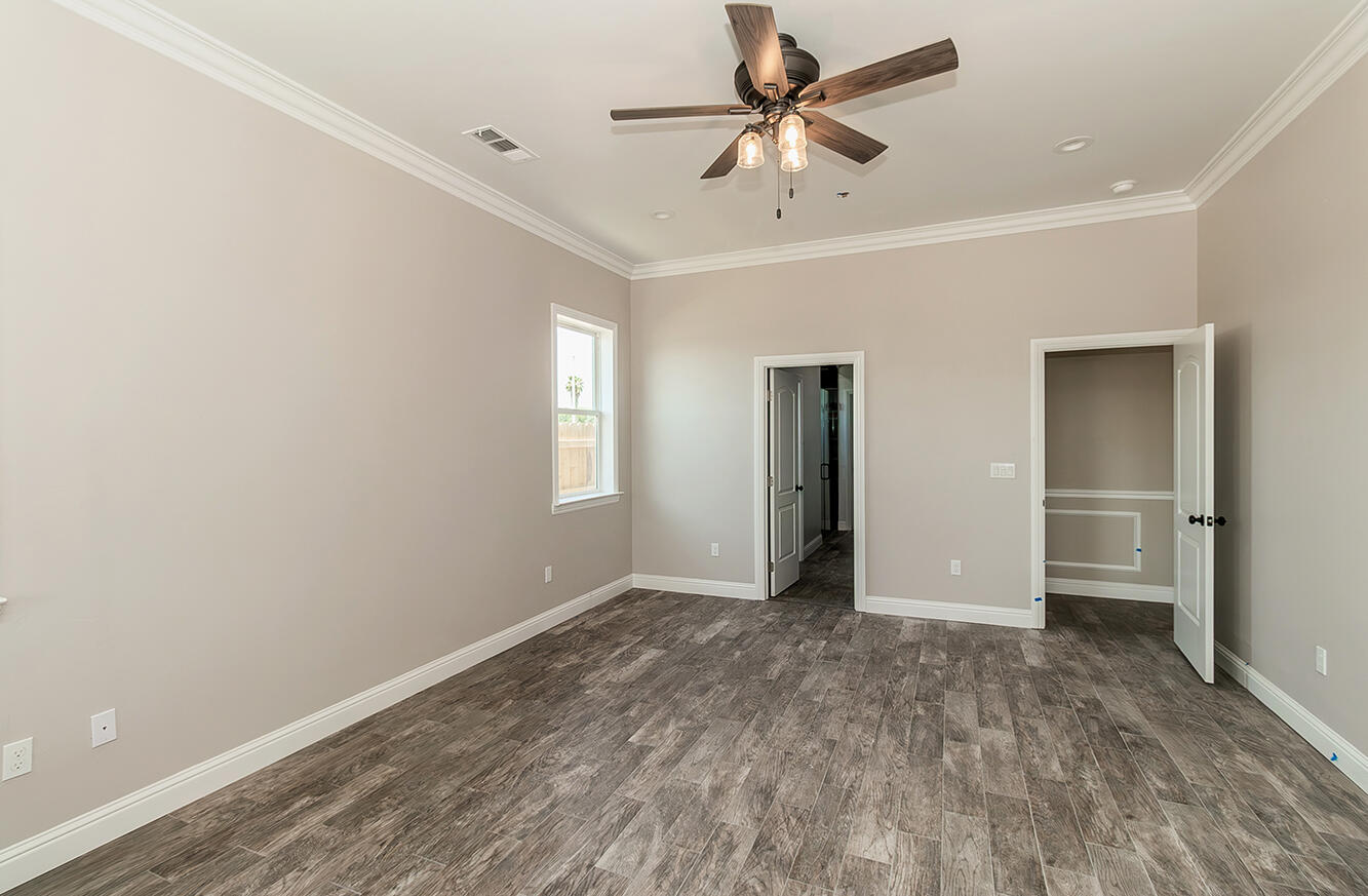 4247 S University St, Visalia, CA 93277