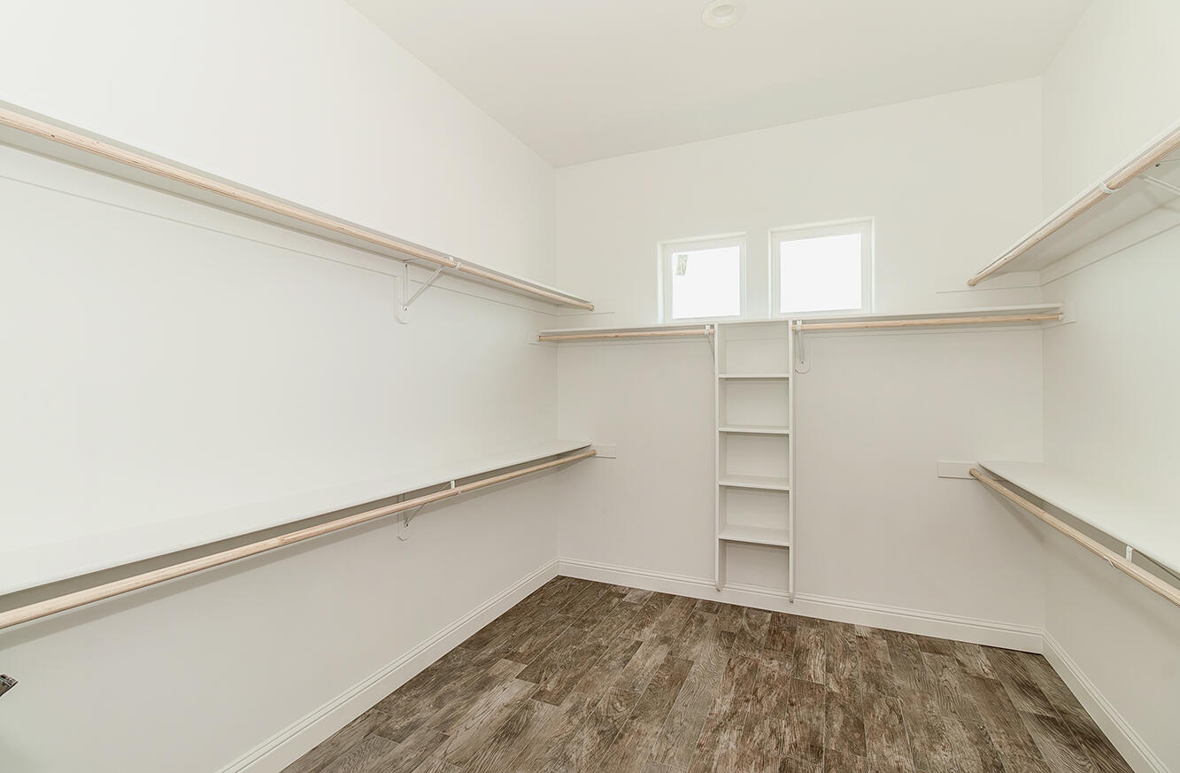 4247 S University St, Visalia, CA 93277