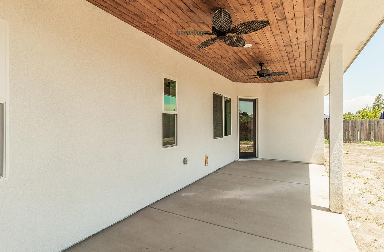 4247 S University St, Visalia, CA 93277