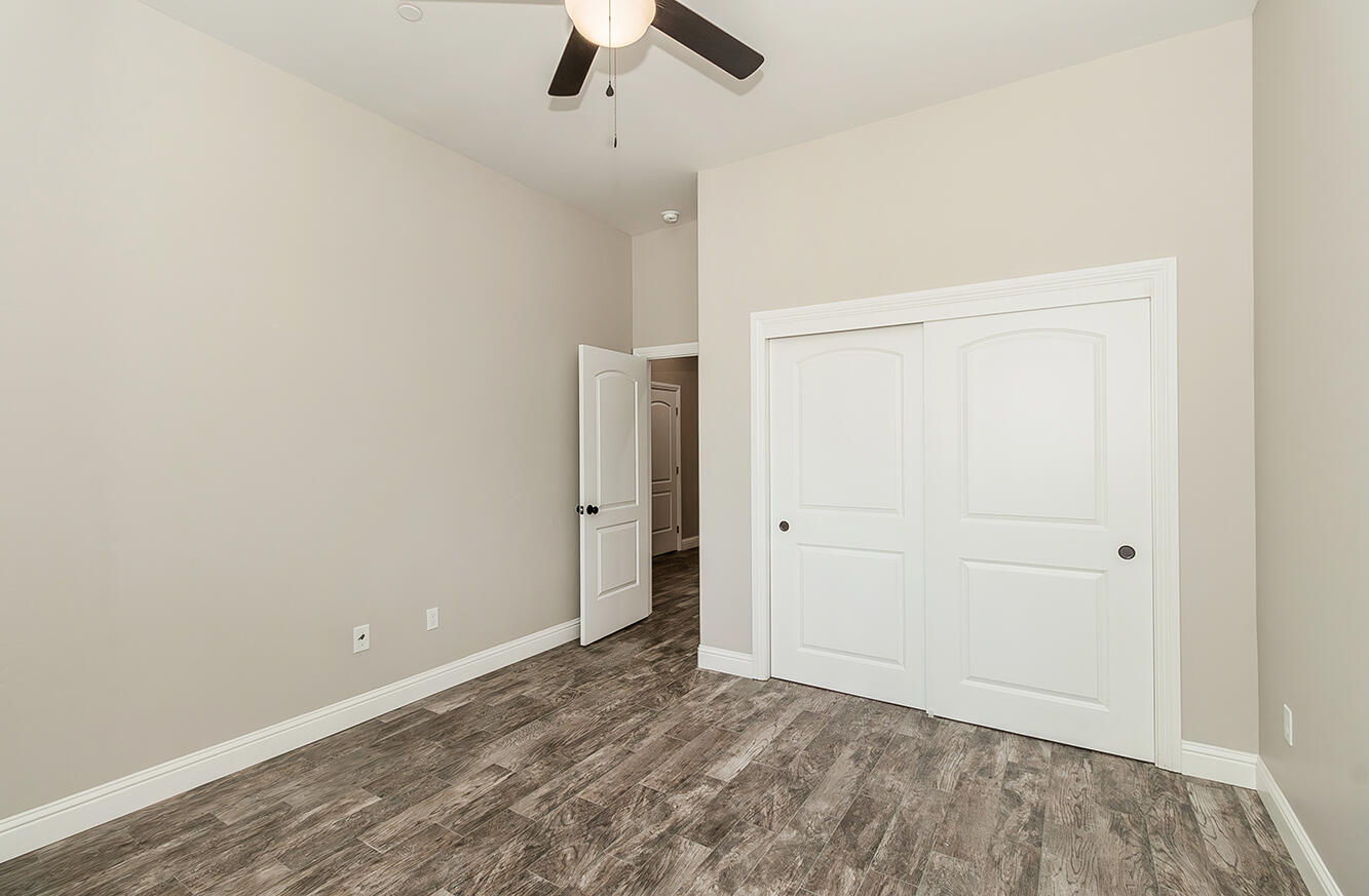 4302 S Chatham St, Visalia, CA 93277