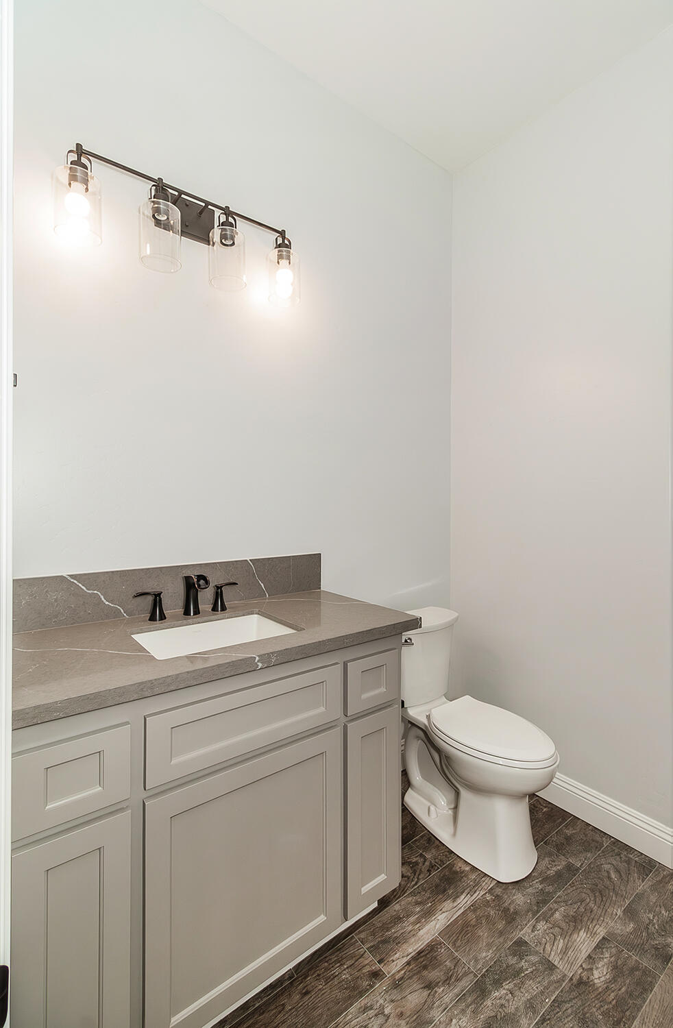 4302 S Chatham St, Visalia, CA 93277