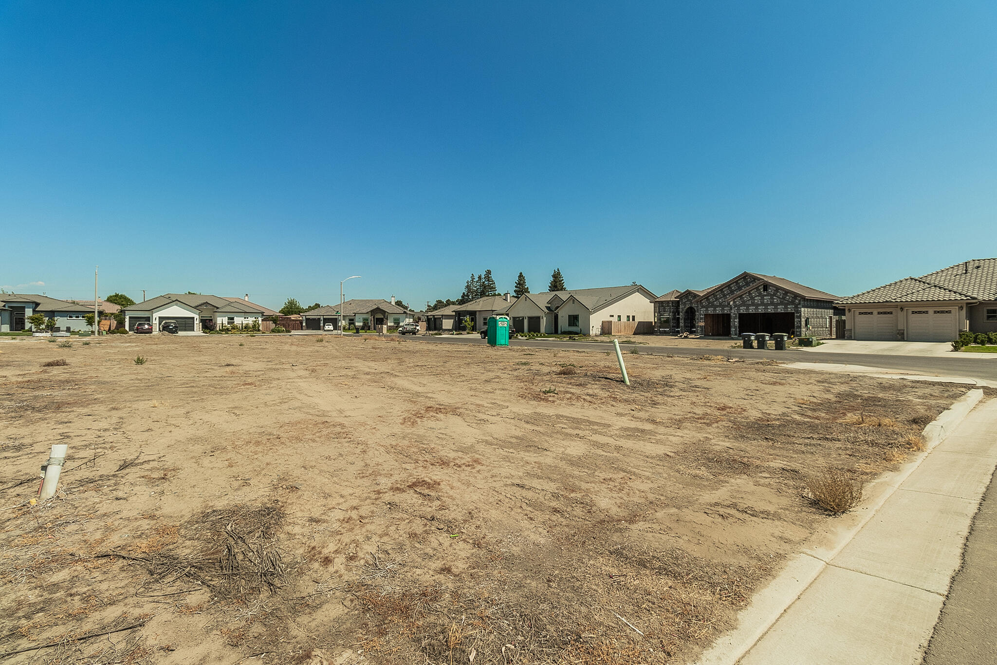 4302 S Chatham St, Visalia, CA 93277