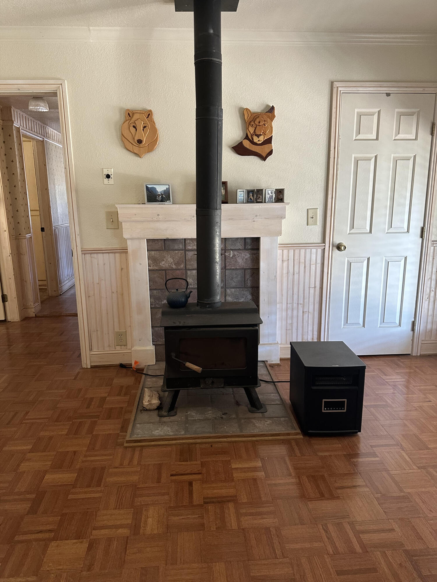 51083 Whitaker Forest Rd, Badger, CA 93603