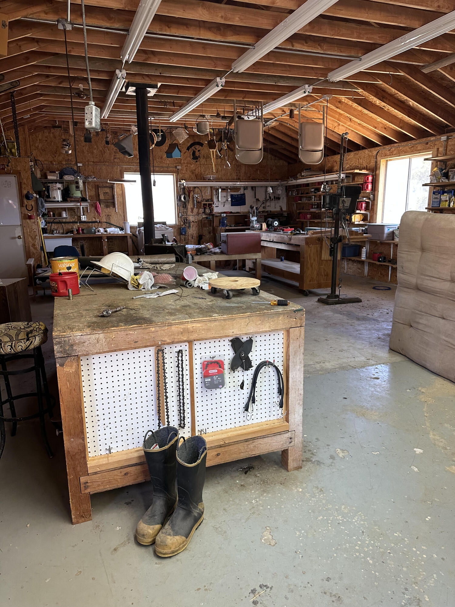 51083 Whitaker Forest Rd, Badger, CA 93603