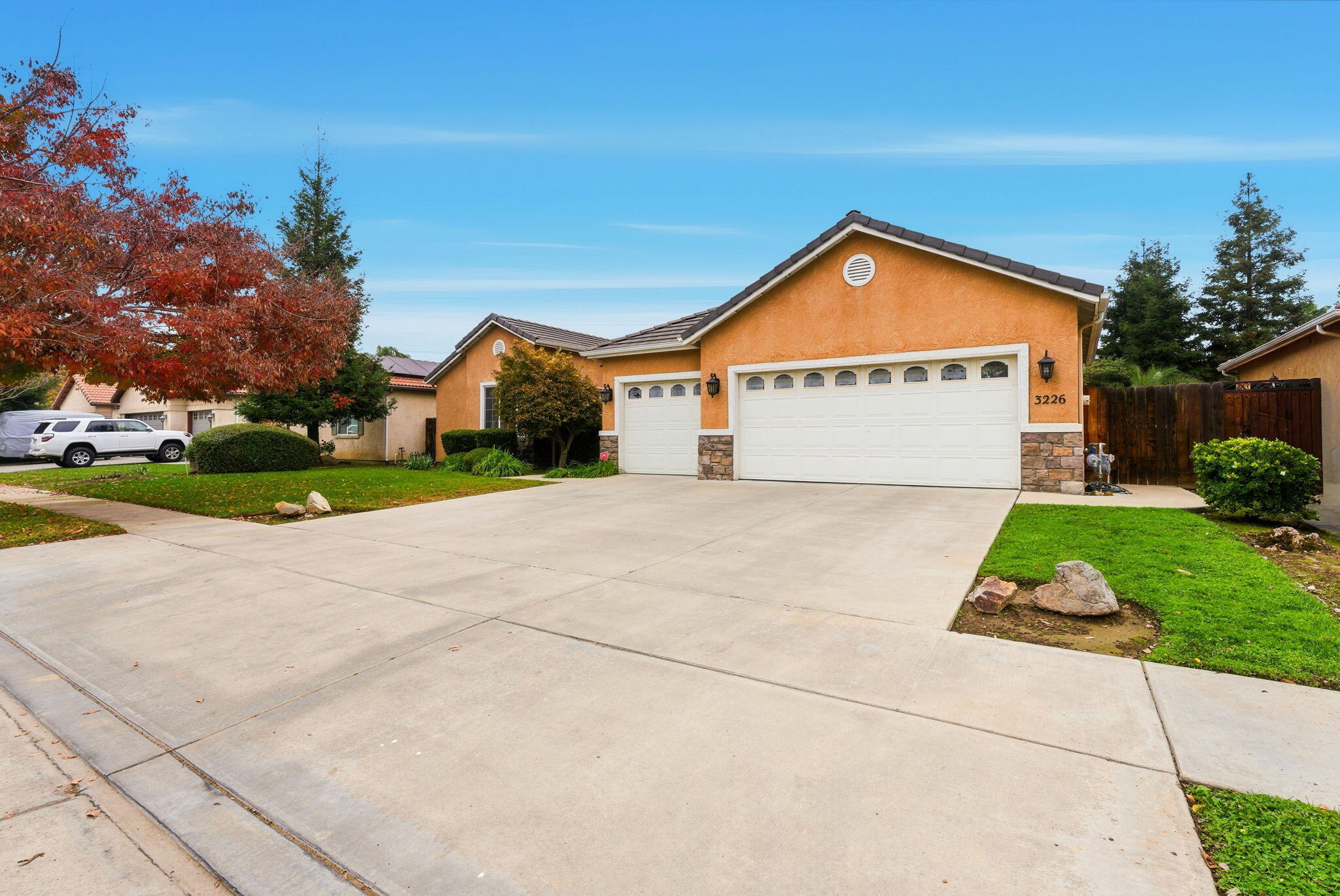 3226 S Tipton St, Visalia, CA 93292