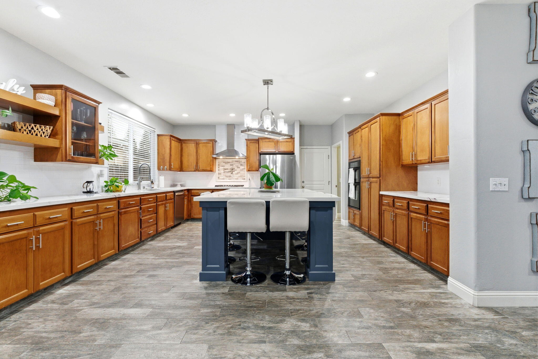 3226 S Tipton St, Visalia, CA 93292