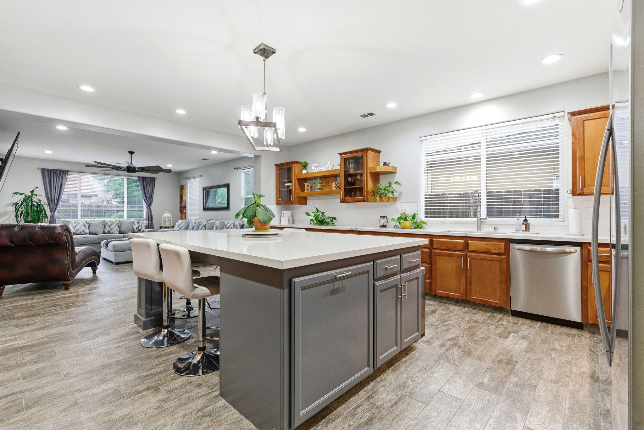 3226 S Tipton St, Visalia, CA 93292