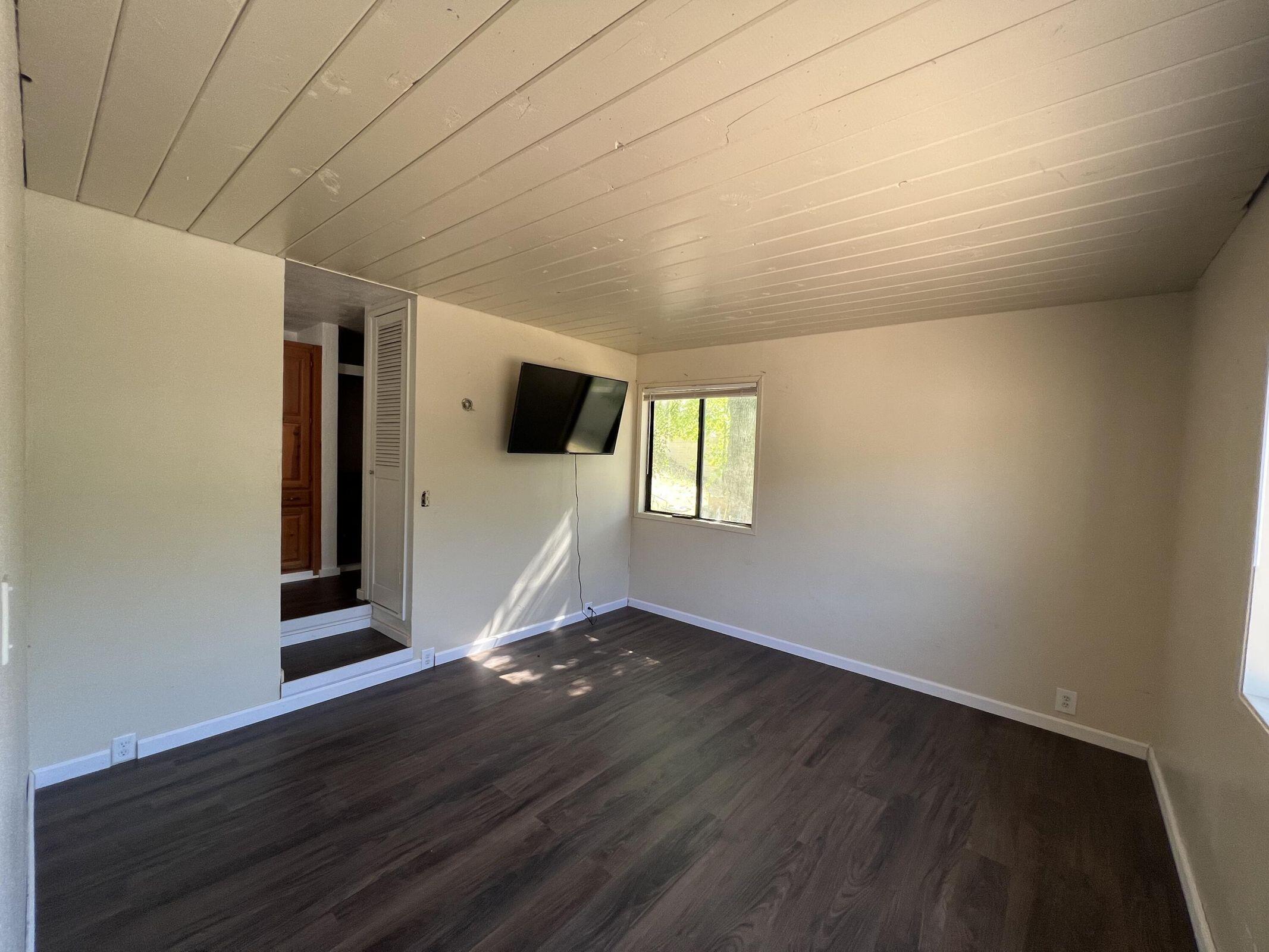 305 John Lewis Dr, Springville, CA 93265