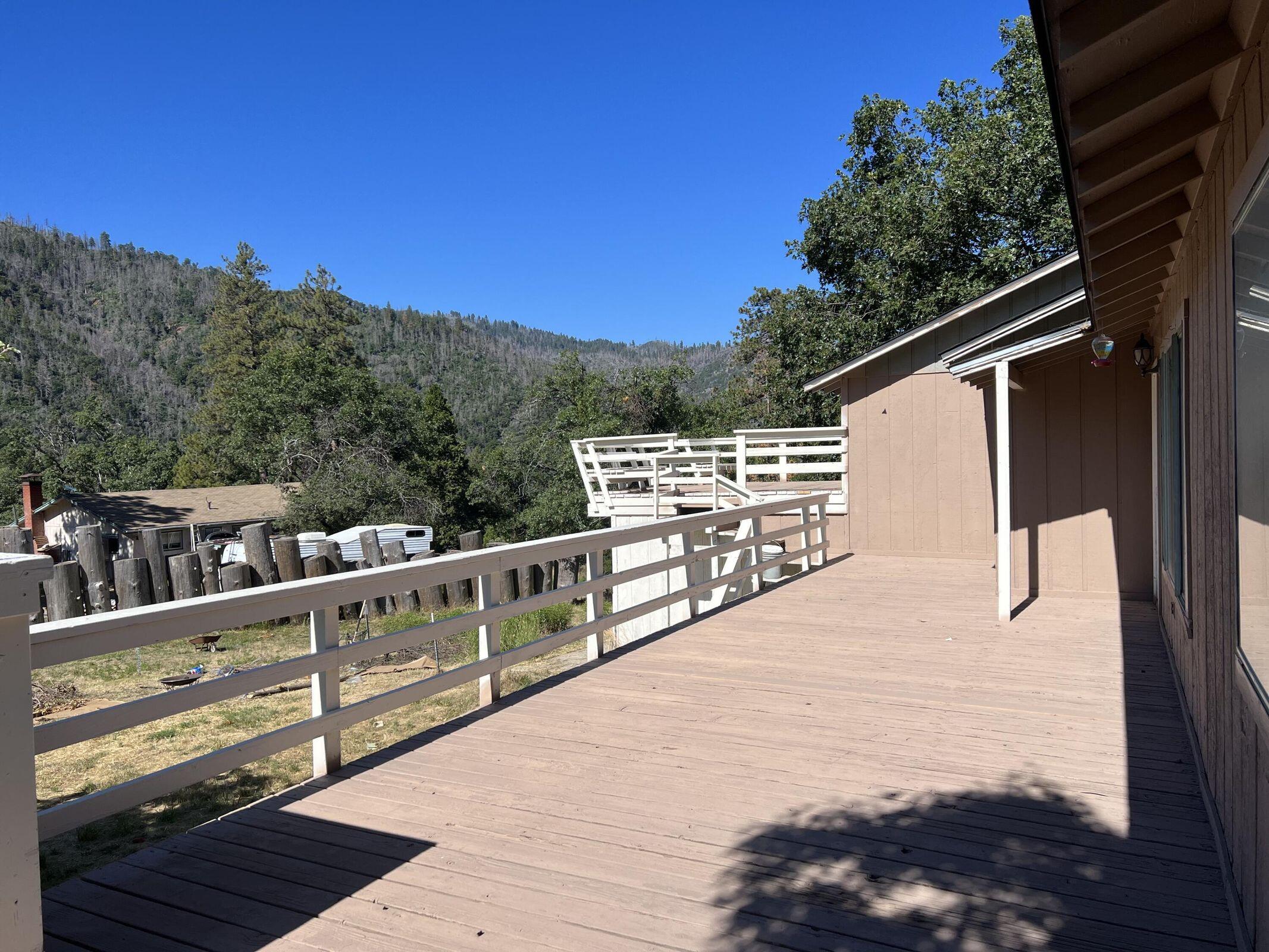 305 John Lewis Dr, Springville, CA 93265