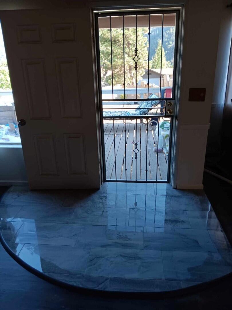 305 John Lewis Dr, Springville, CA 93265