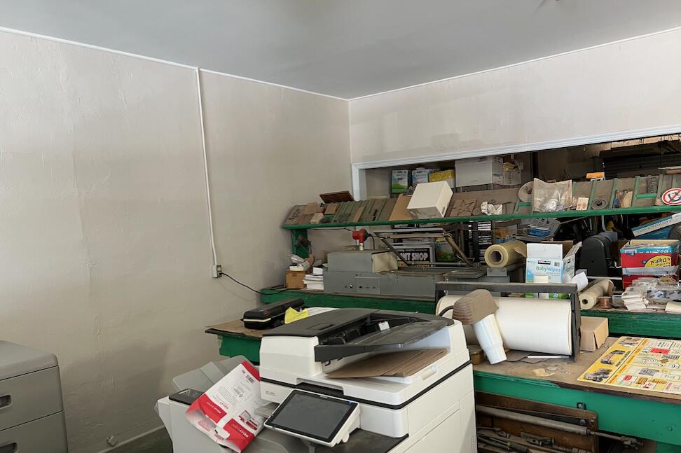 536 5th St, Orange Cove, CA 93646