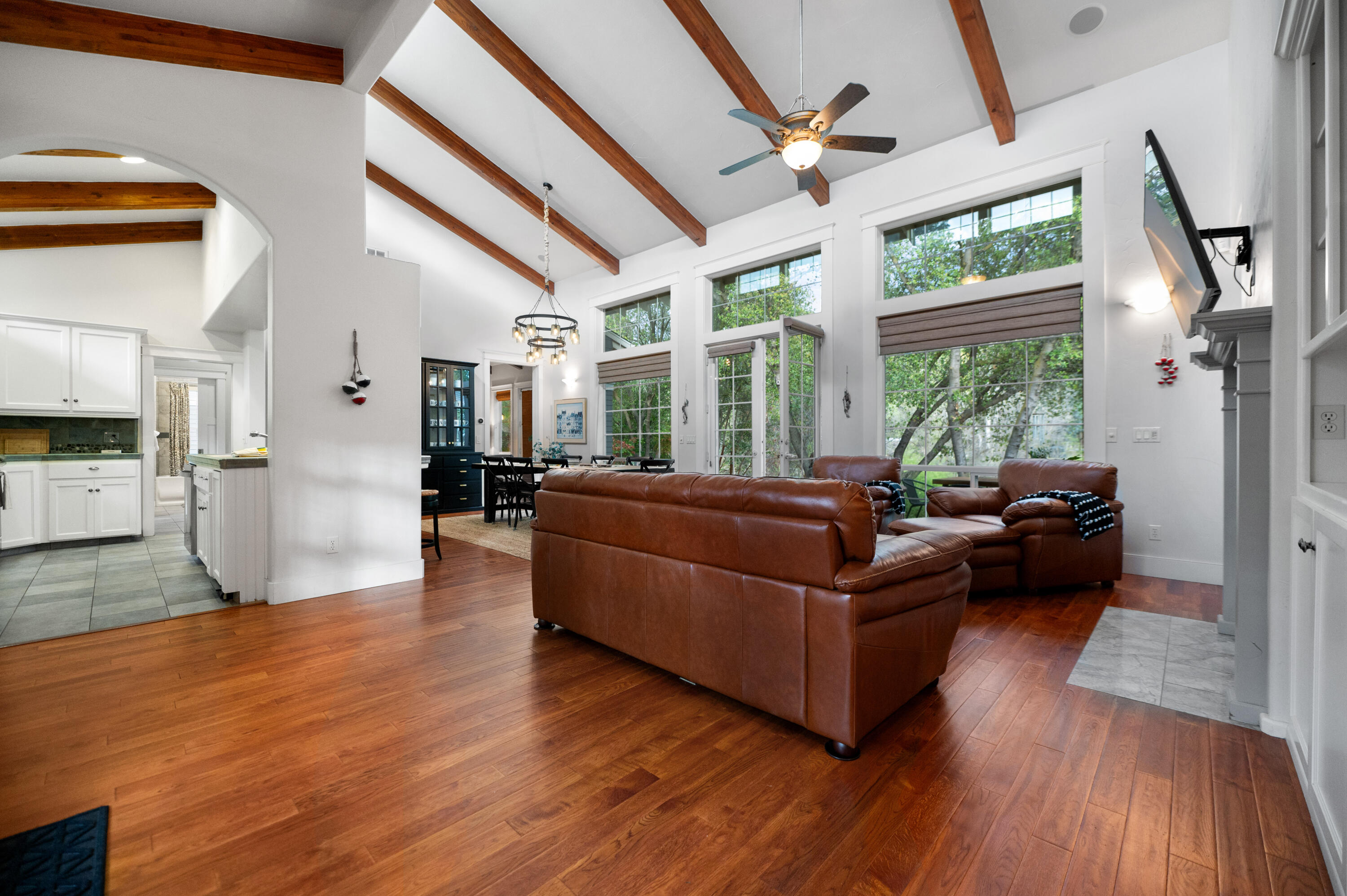 42440 Kaweah River Dr, Three Rivers, CA 93271