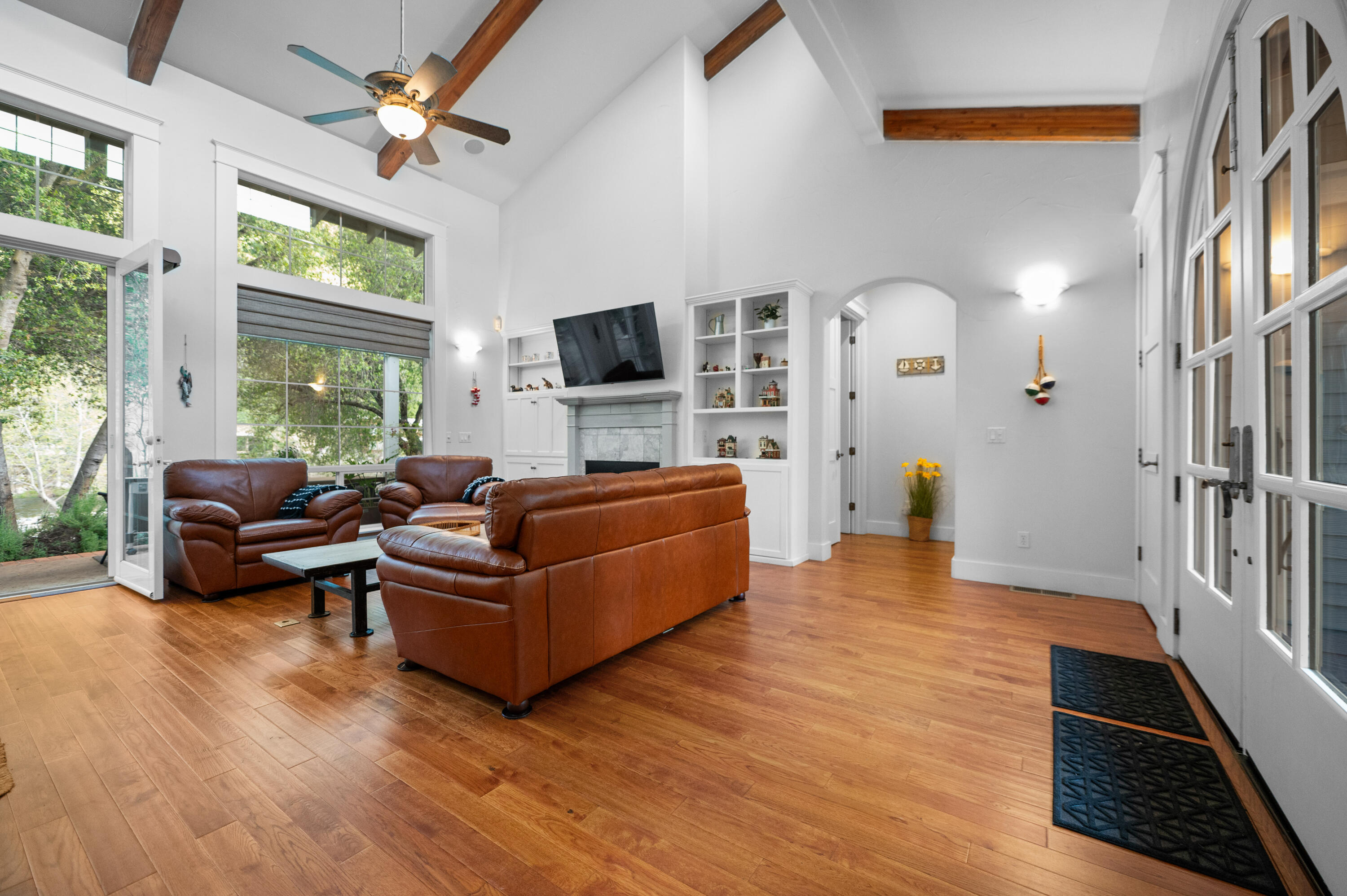 42440 Kaweah River Dr, Three Rivers, CA 93271