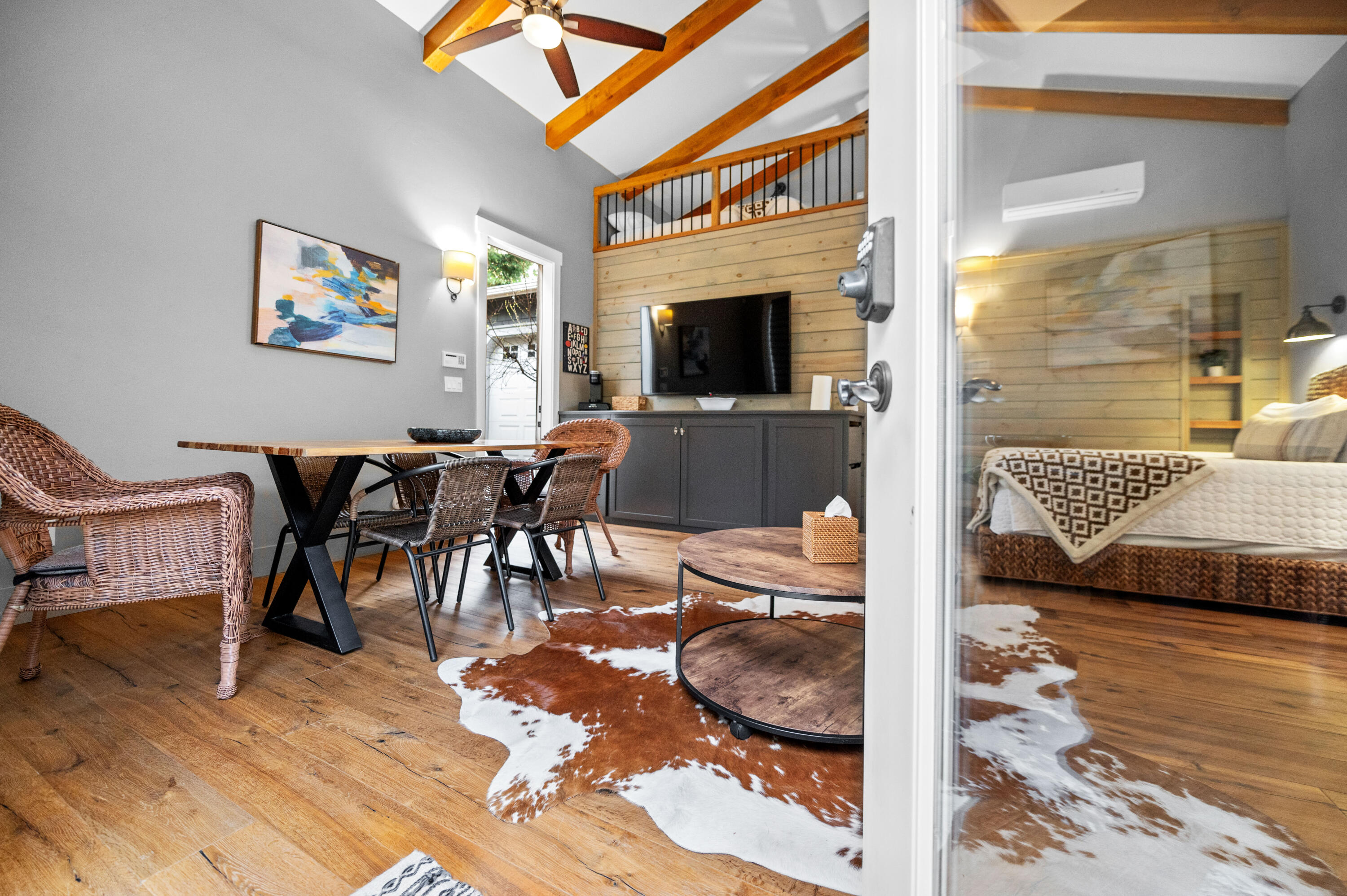 42440 Kaweah River Dr, Three Rivers, CA 93271