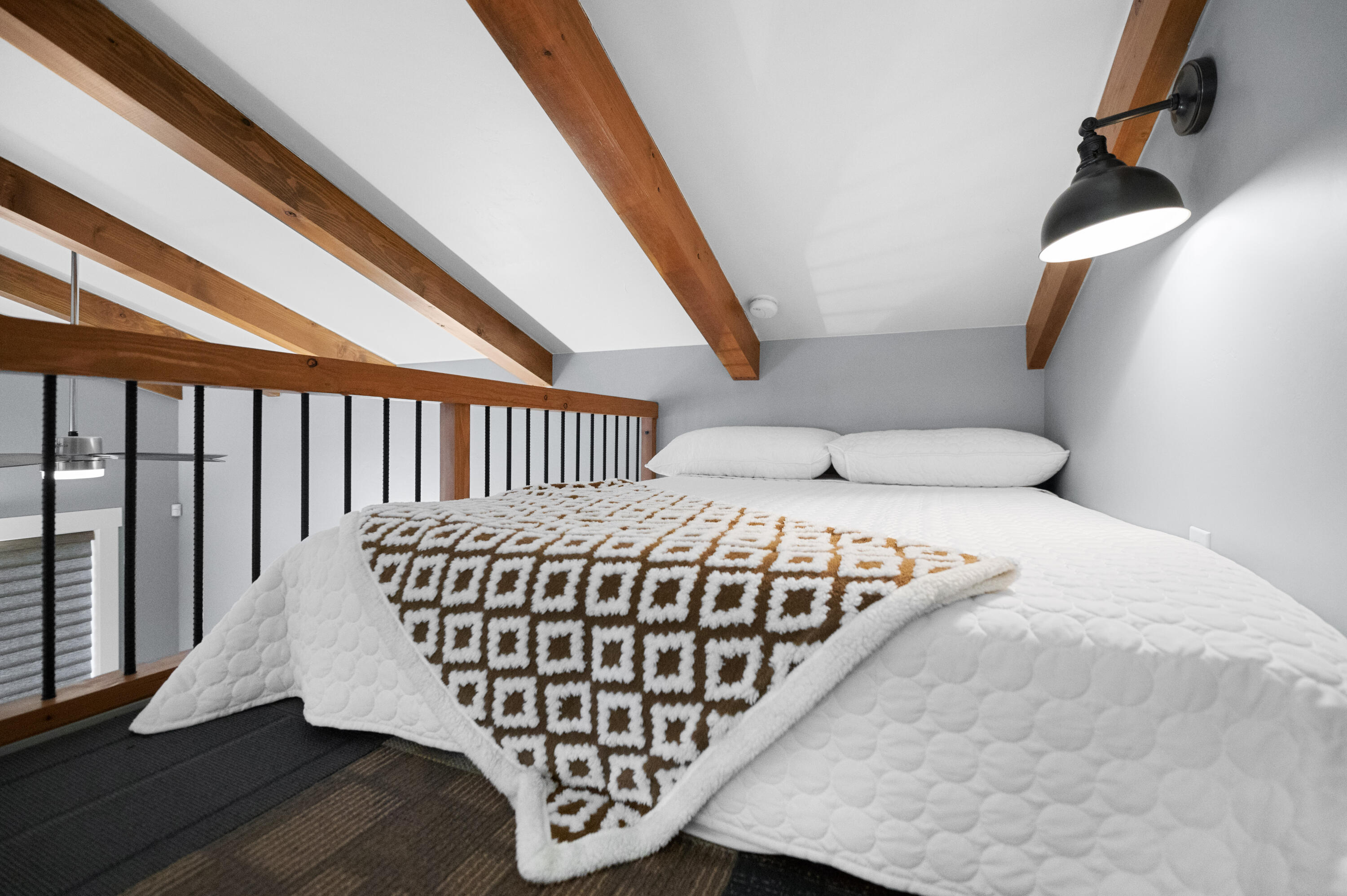 42440 Kaweah River Dr, Three Rivers, CA 93271