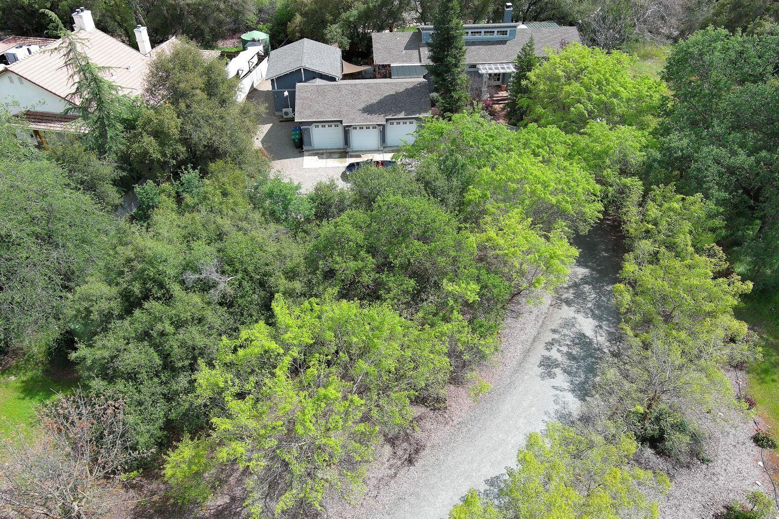 42440 Kaweah River Dr, Three Rivers, CA 93271