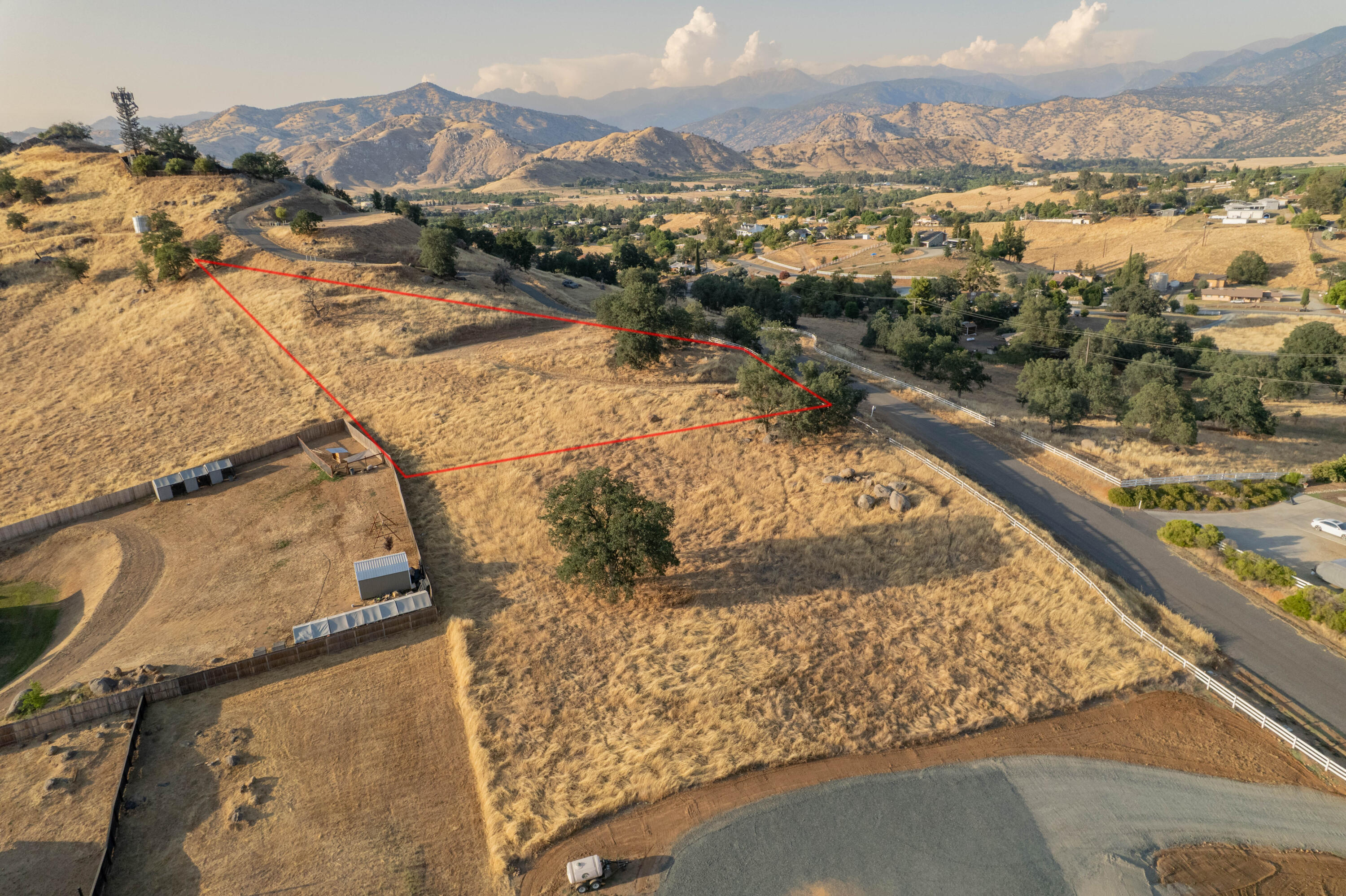 16295 Wrangler Dr, Springville, CA 93265