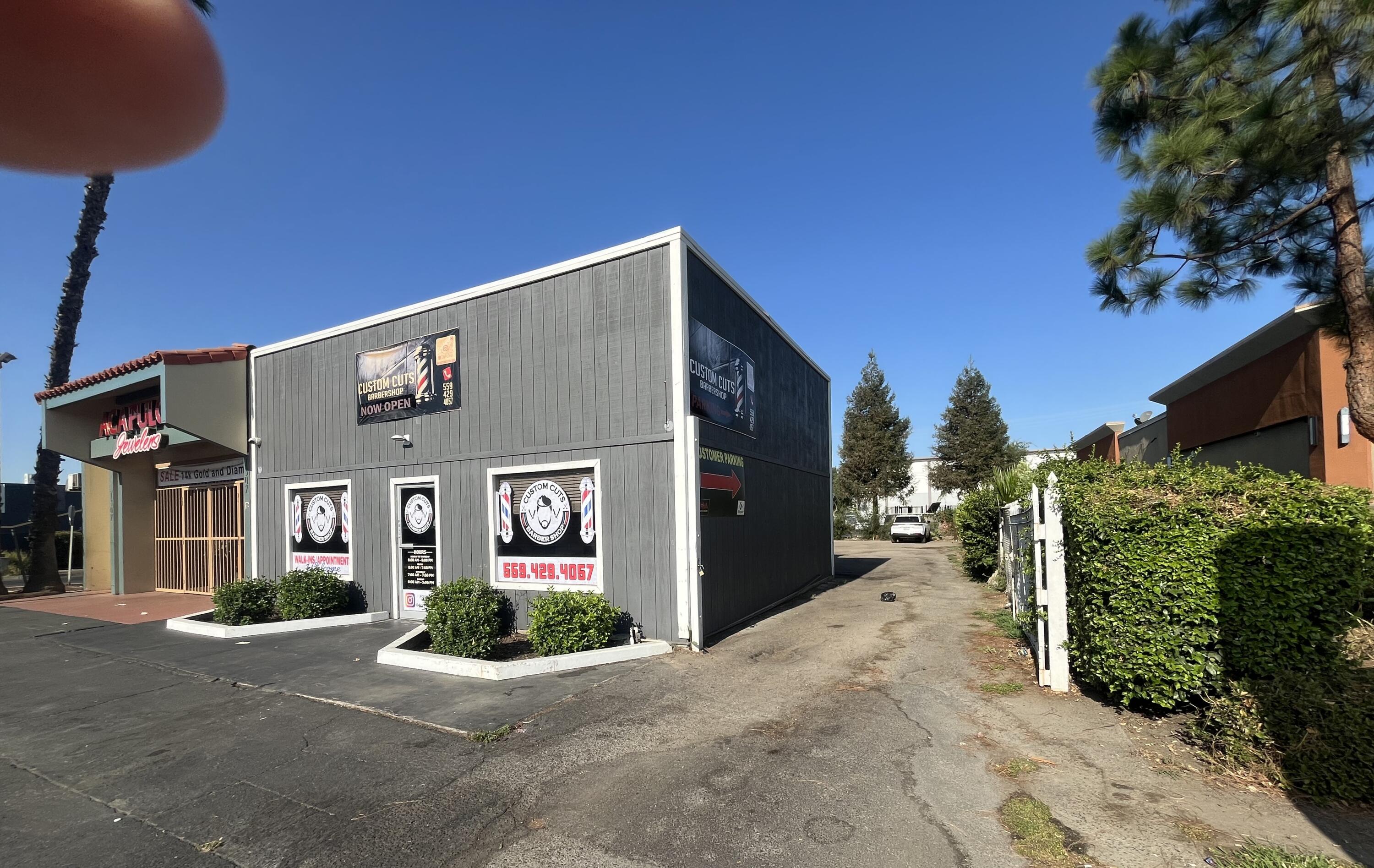 1315 S Mooney Blvd, Visalia, CA 93277