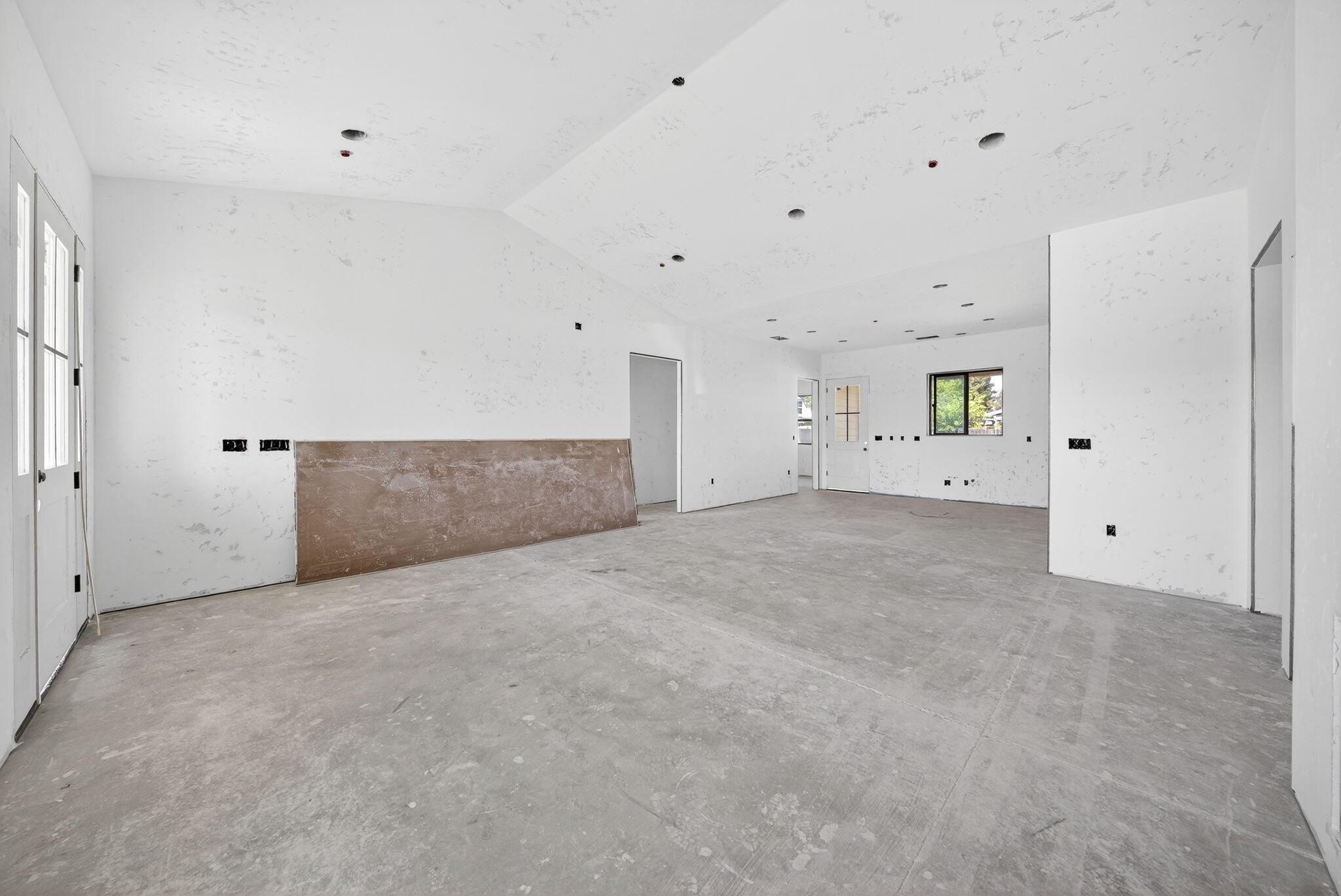 4301 S University St, Visalia, CA 93277