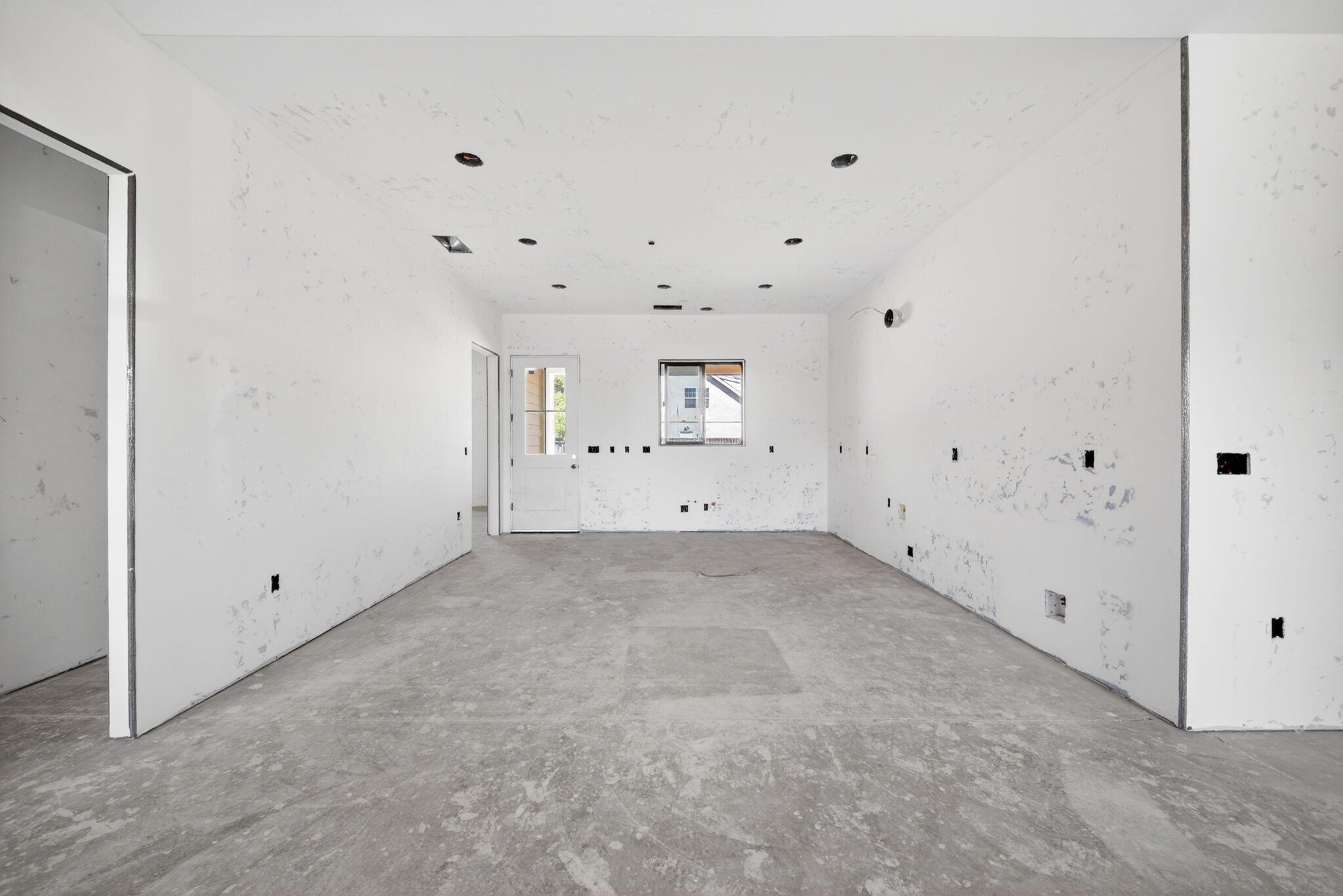 4301 S University St, Visalia, CA 93277