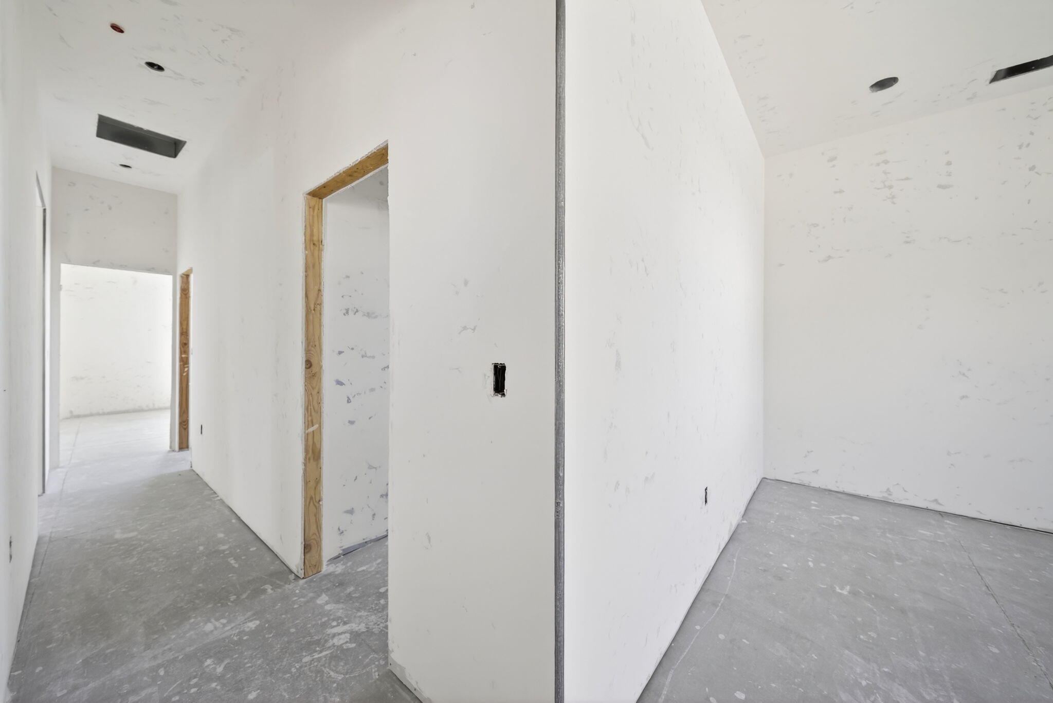 4301 S University St, Visalia, CA 93277