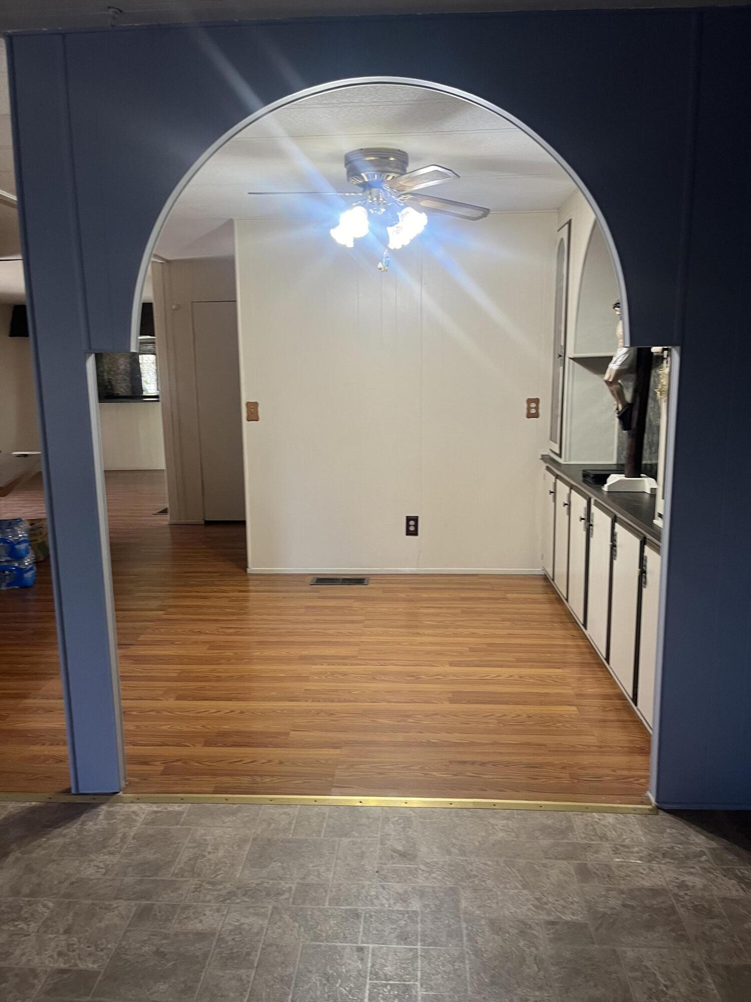 2301 S Divisadero St #9, Visalia, CA 93277