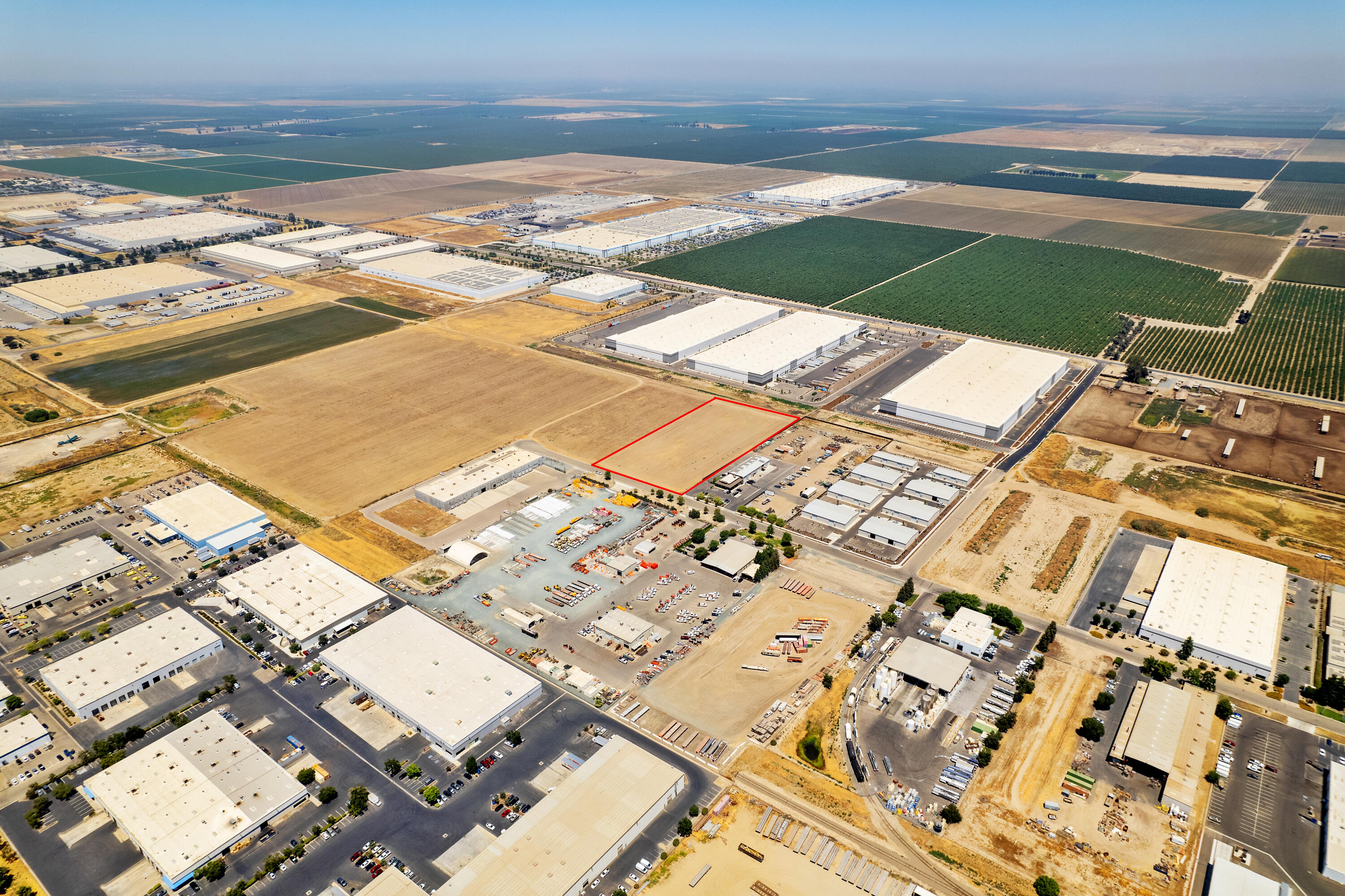 7930 W Sunnyview Ave, Visalia, CA 93291