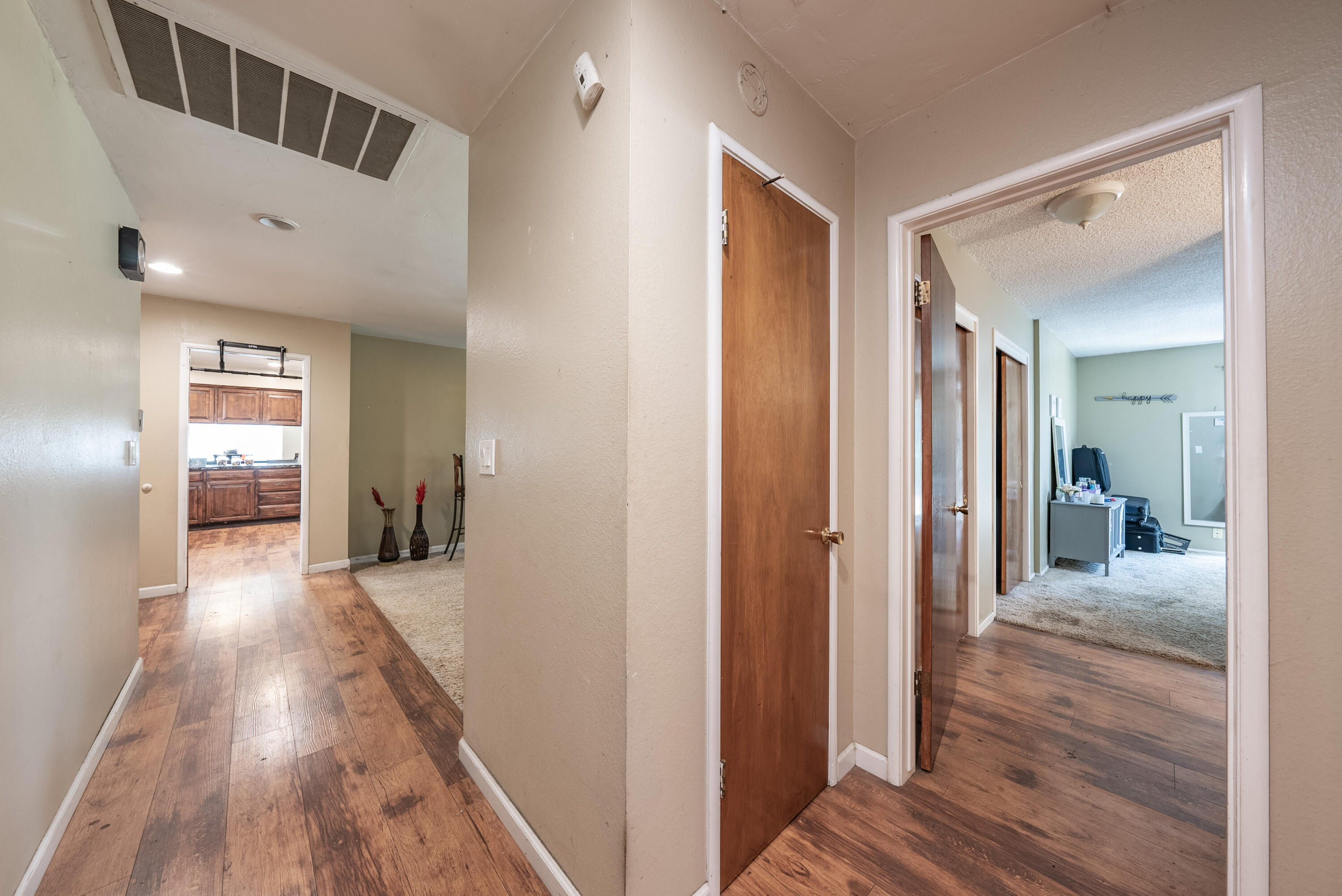 165 W Magnolia Ave, Hanford, CA 93230