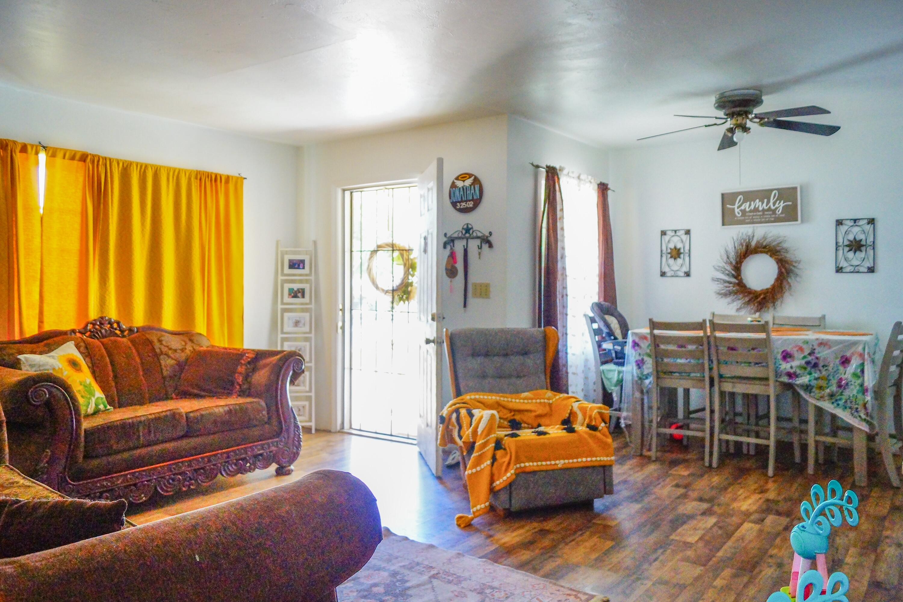 1328 N Leslie St, Visalia, CA 93291