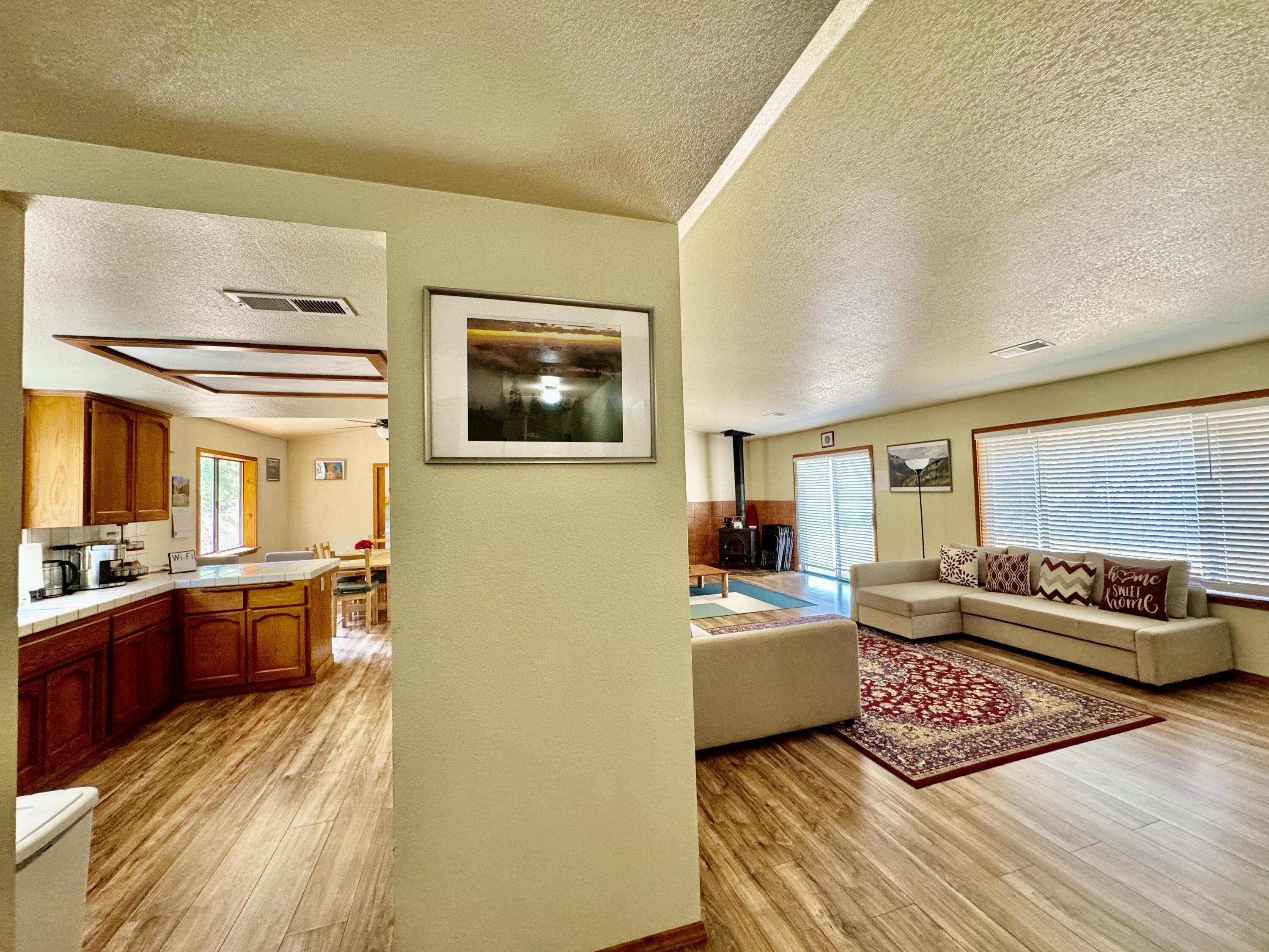 52865 Highway 245, Miramonte, CA 93641