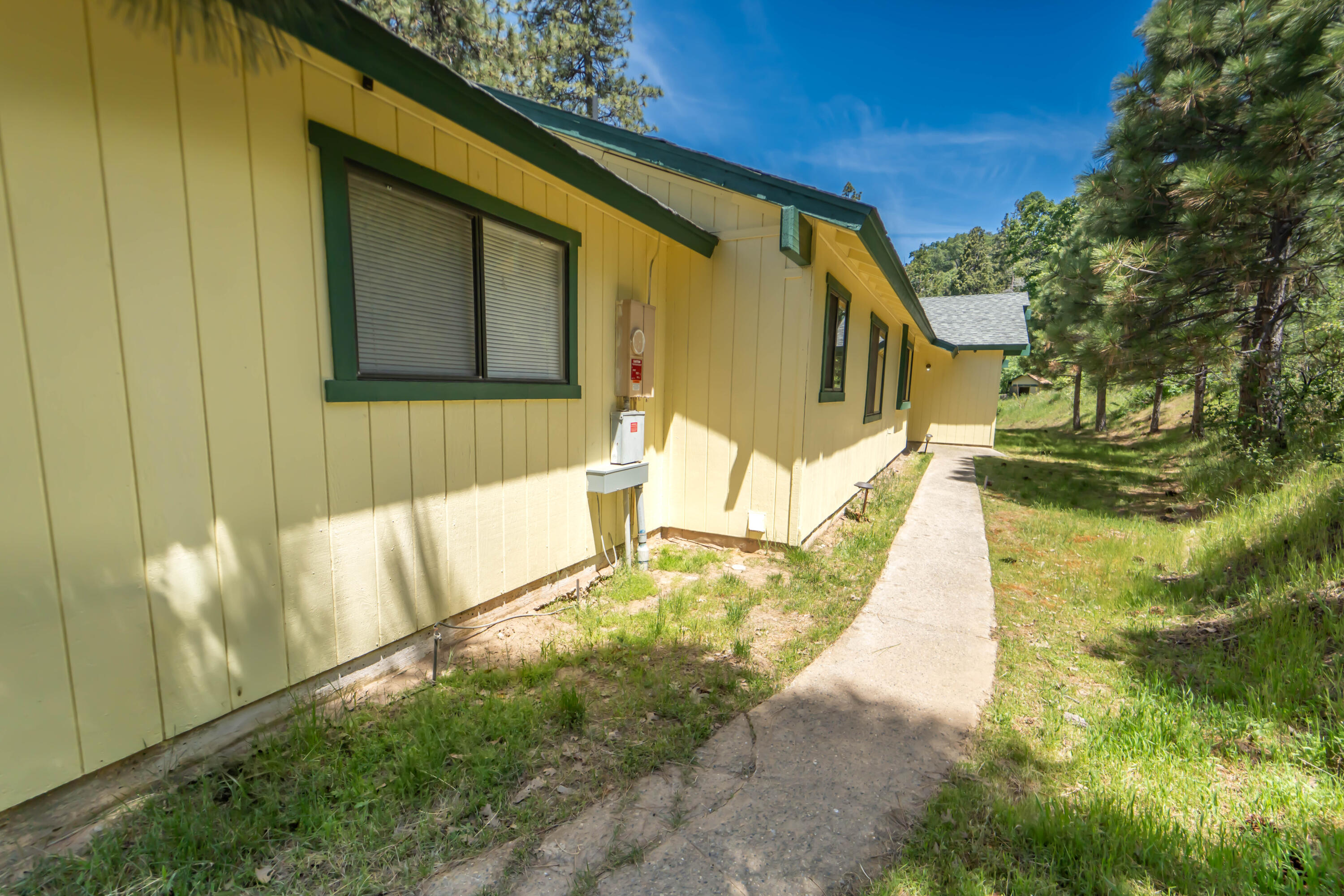 52865 Highway 245, Miramonte, CA 93641